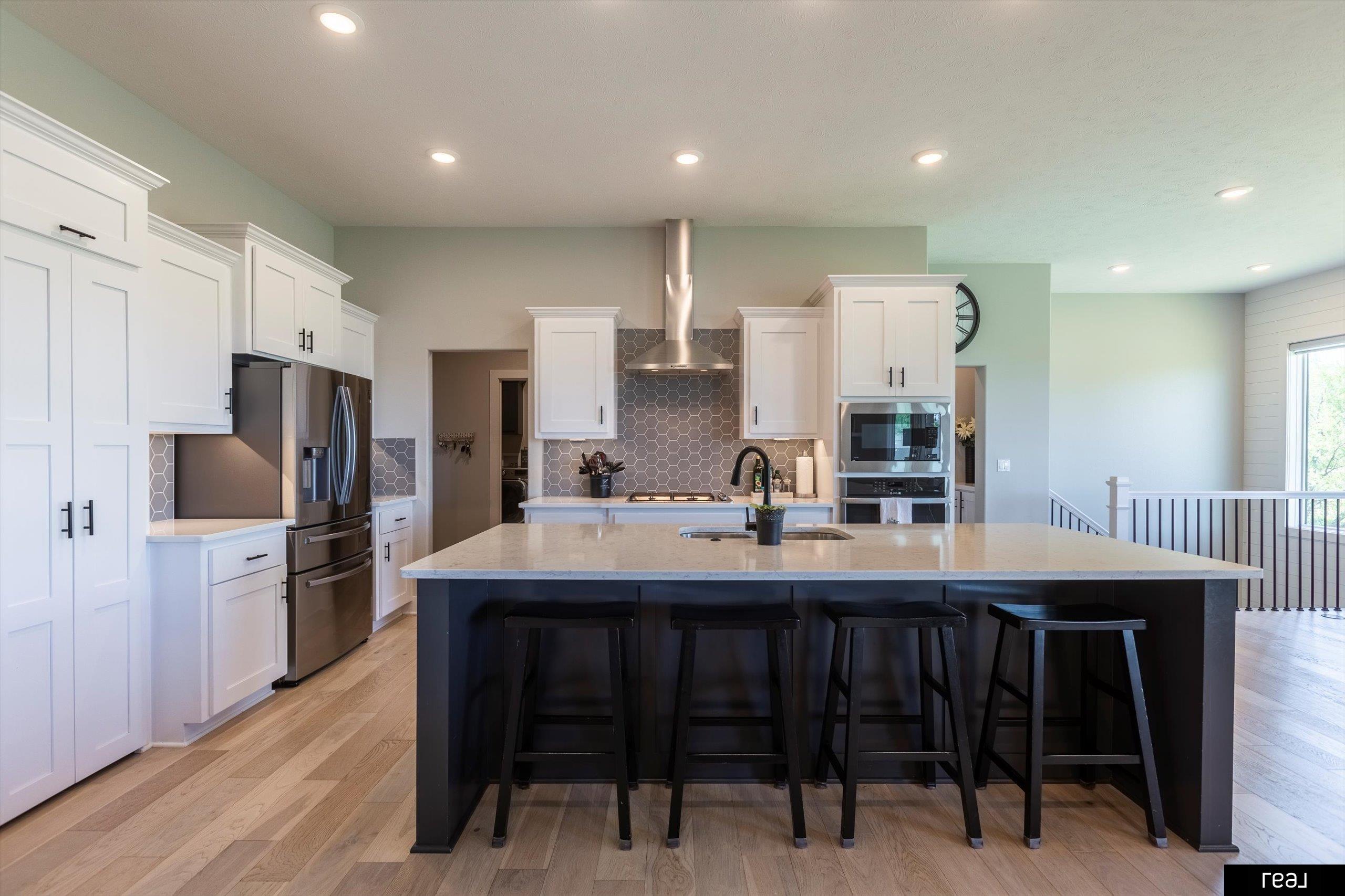 18332 Cheyenne Road, Omaha, Nebraska image 12
