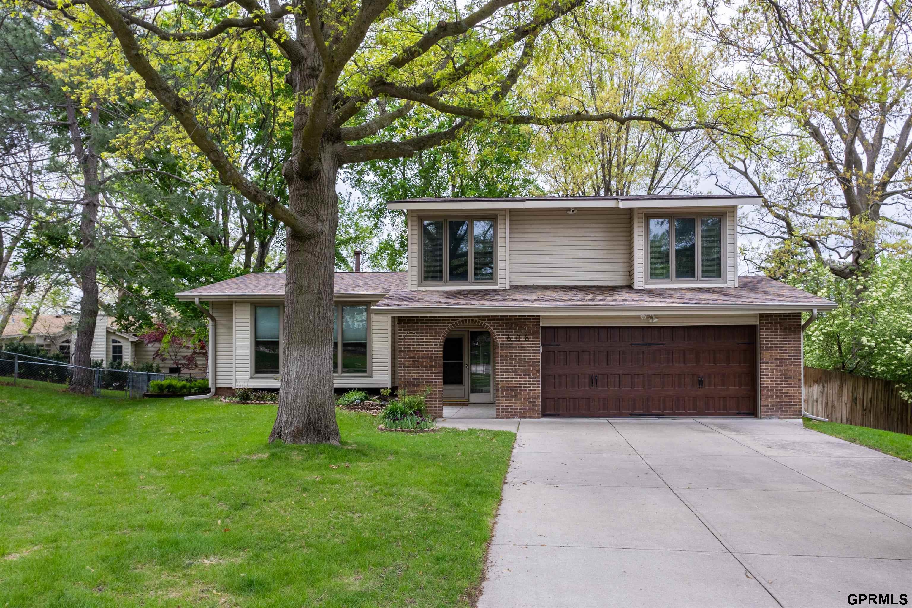 608 S 151st Circle, Omaha, Nebraska image 1