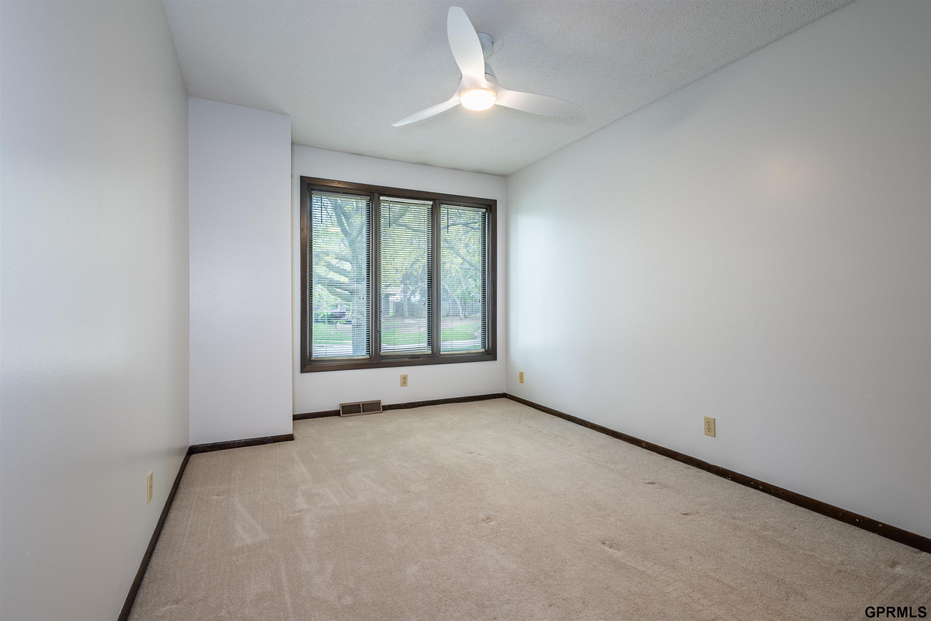 608 S 151st Circle, Omaha, Nebraska image 22