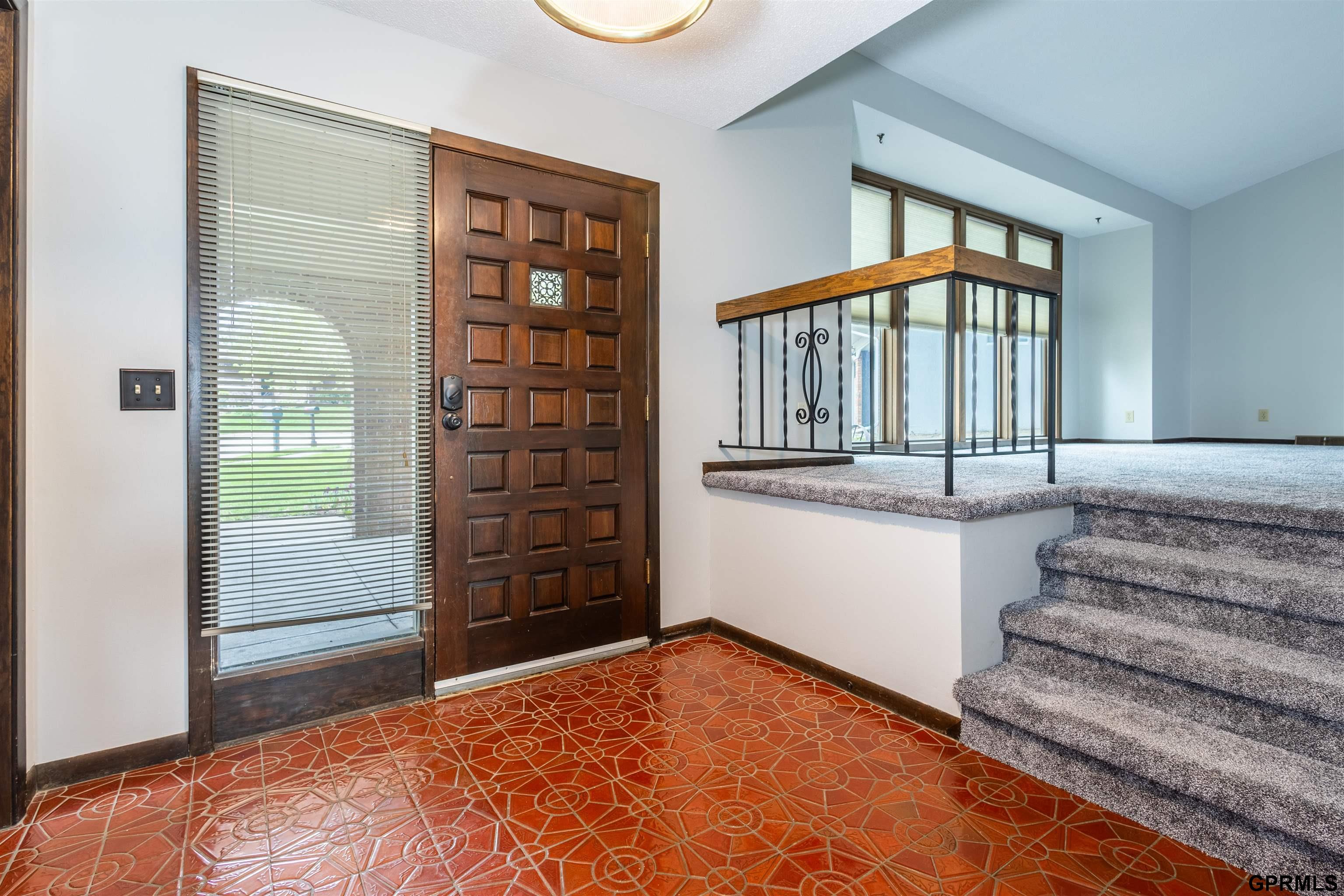 608 S 151st Circle, Omaha, Nebraska image 5