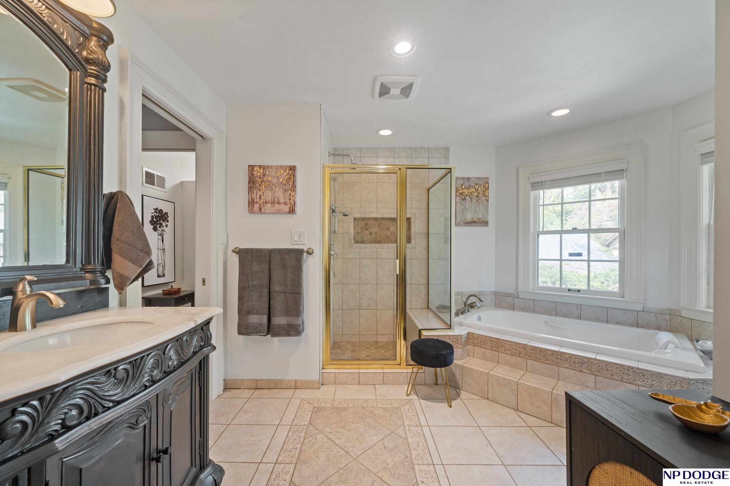 319 S 56th Street, Omaha, Nebraska image 24