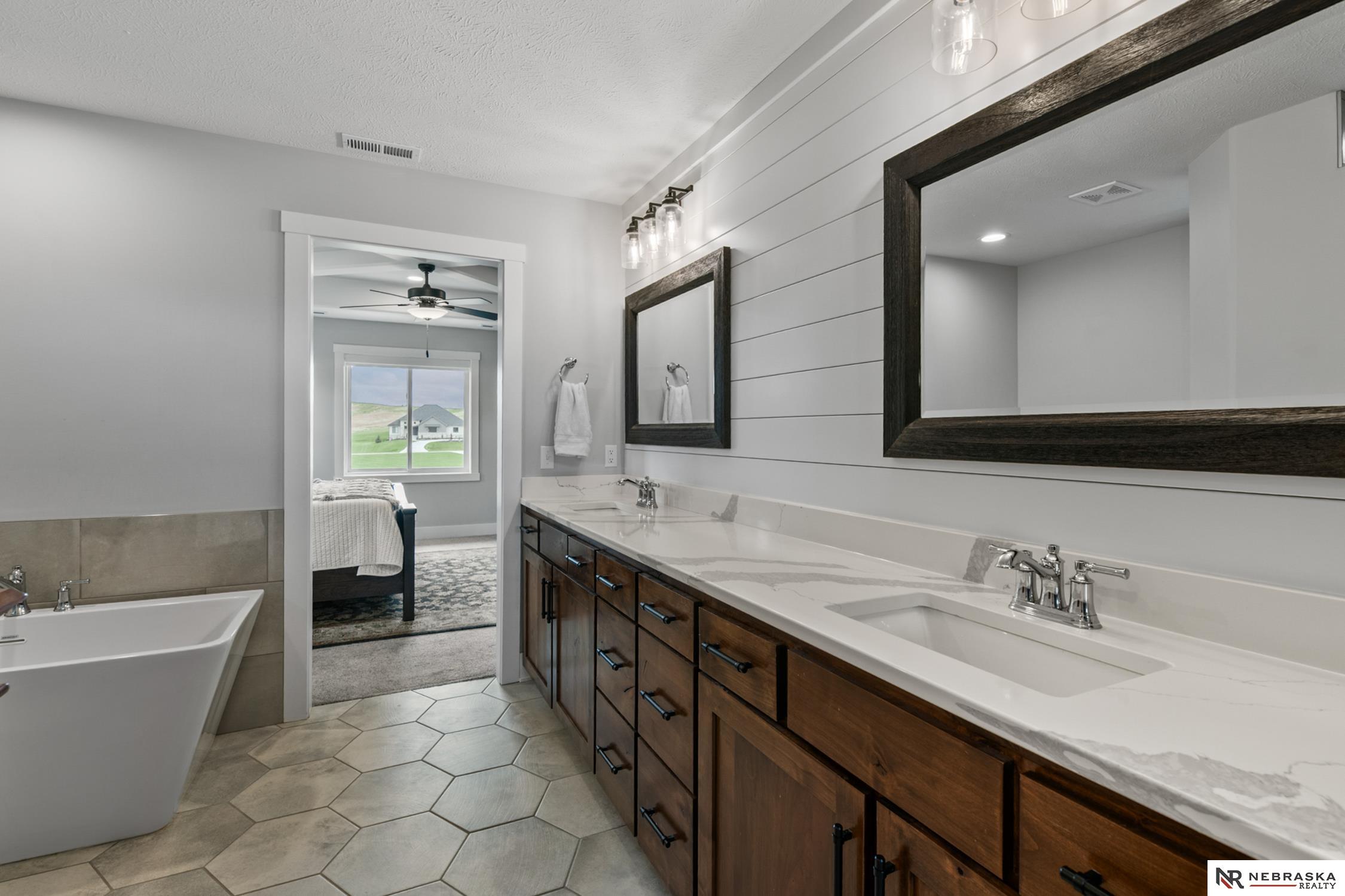 22621 Ponderosa Road, Gretna, Nebraska image 37