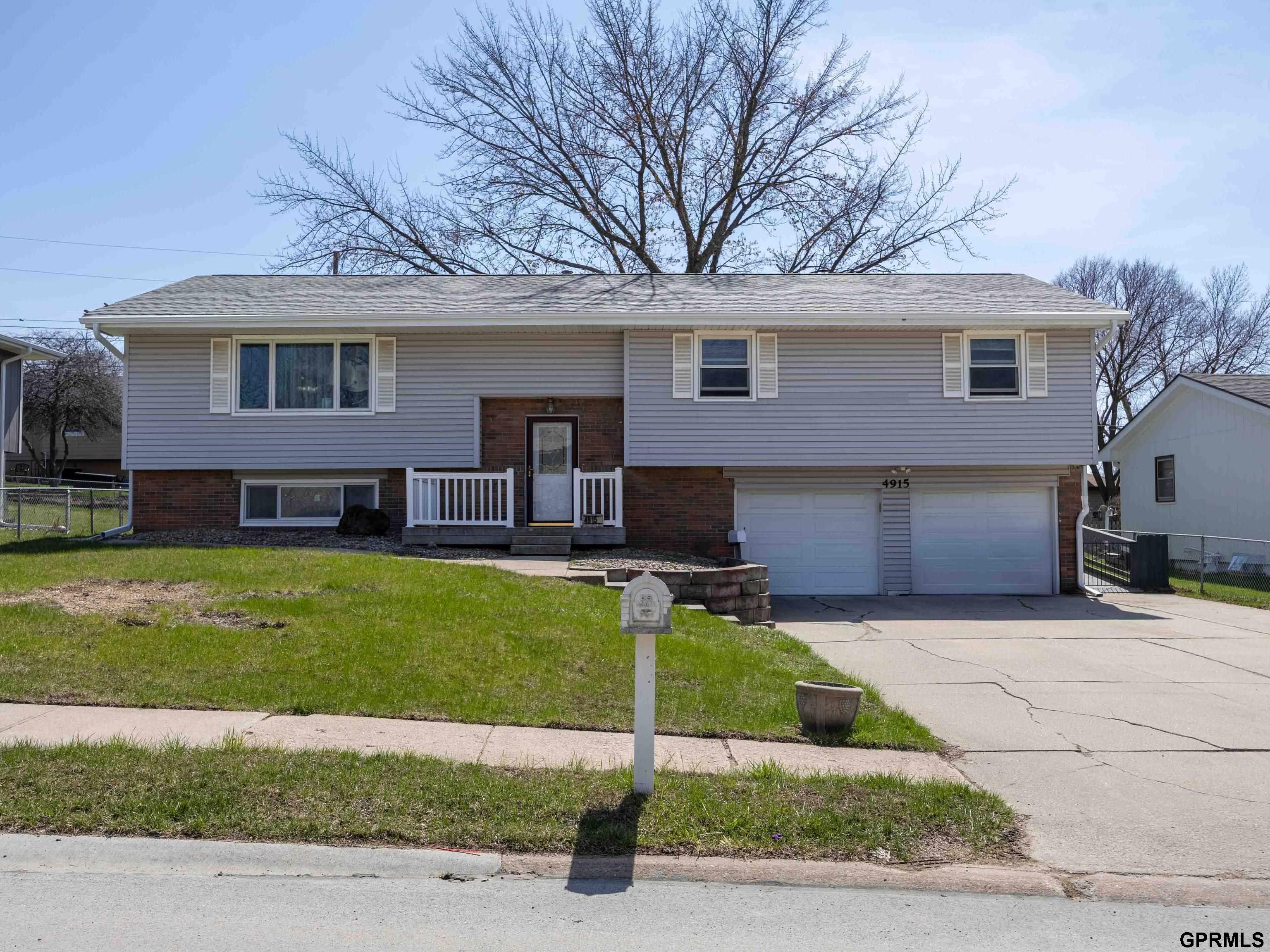 15601 Cottowood Avenue, Omaha, Nebraska image 1