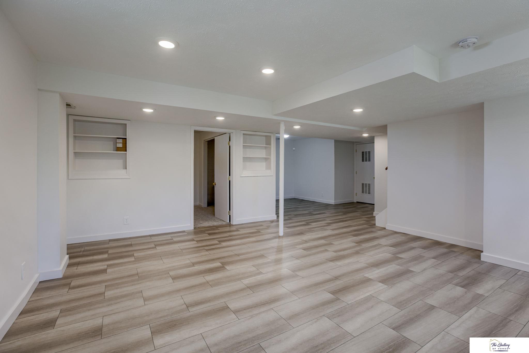7633 Windsor Drive, Omaha, Nebraska image 25