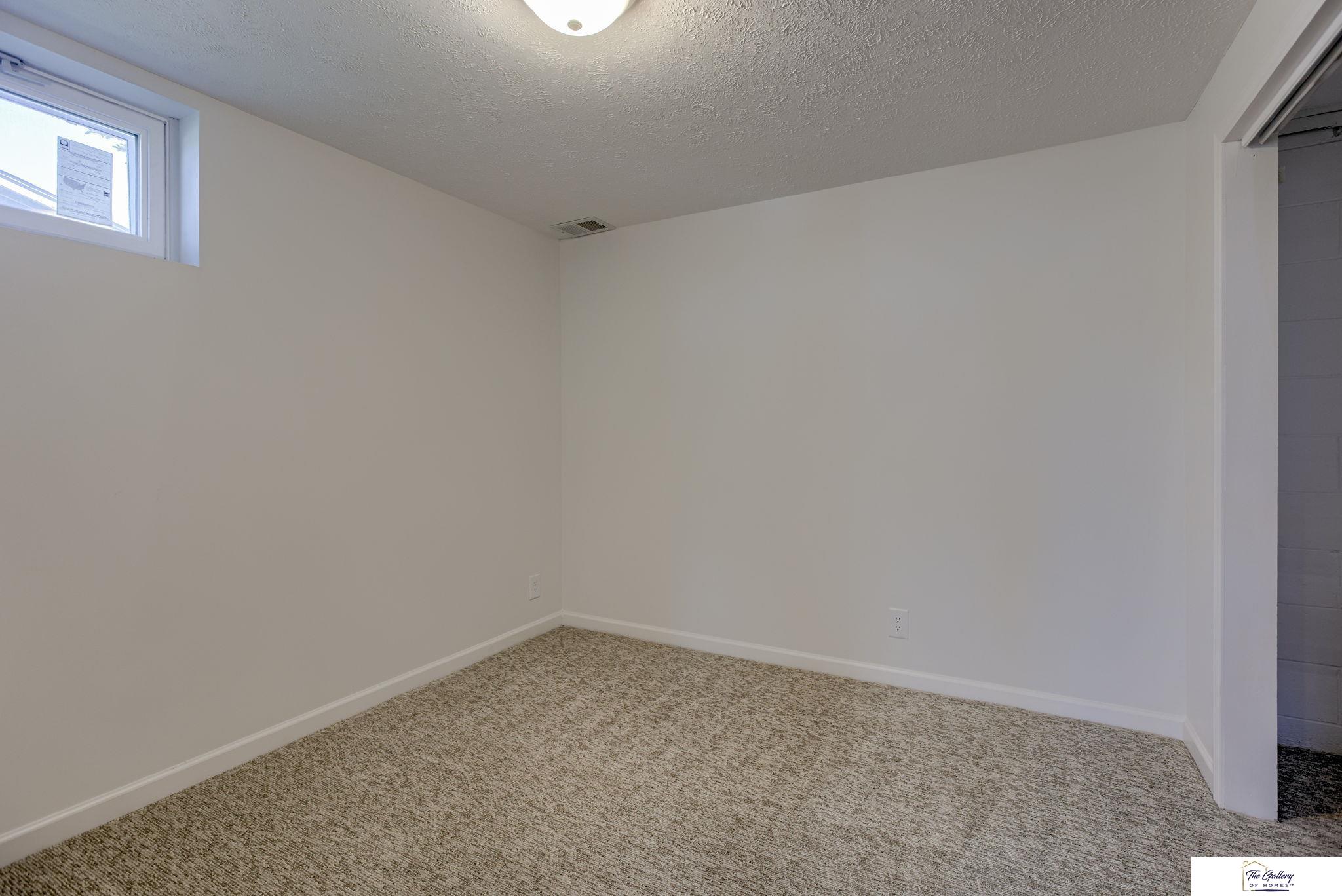 7633 Windsor Drive, Omaha, Nebraska image 26
