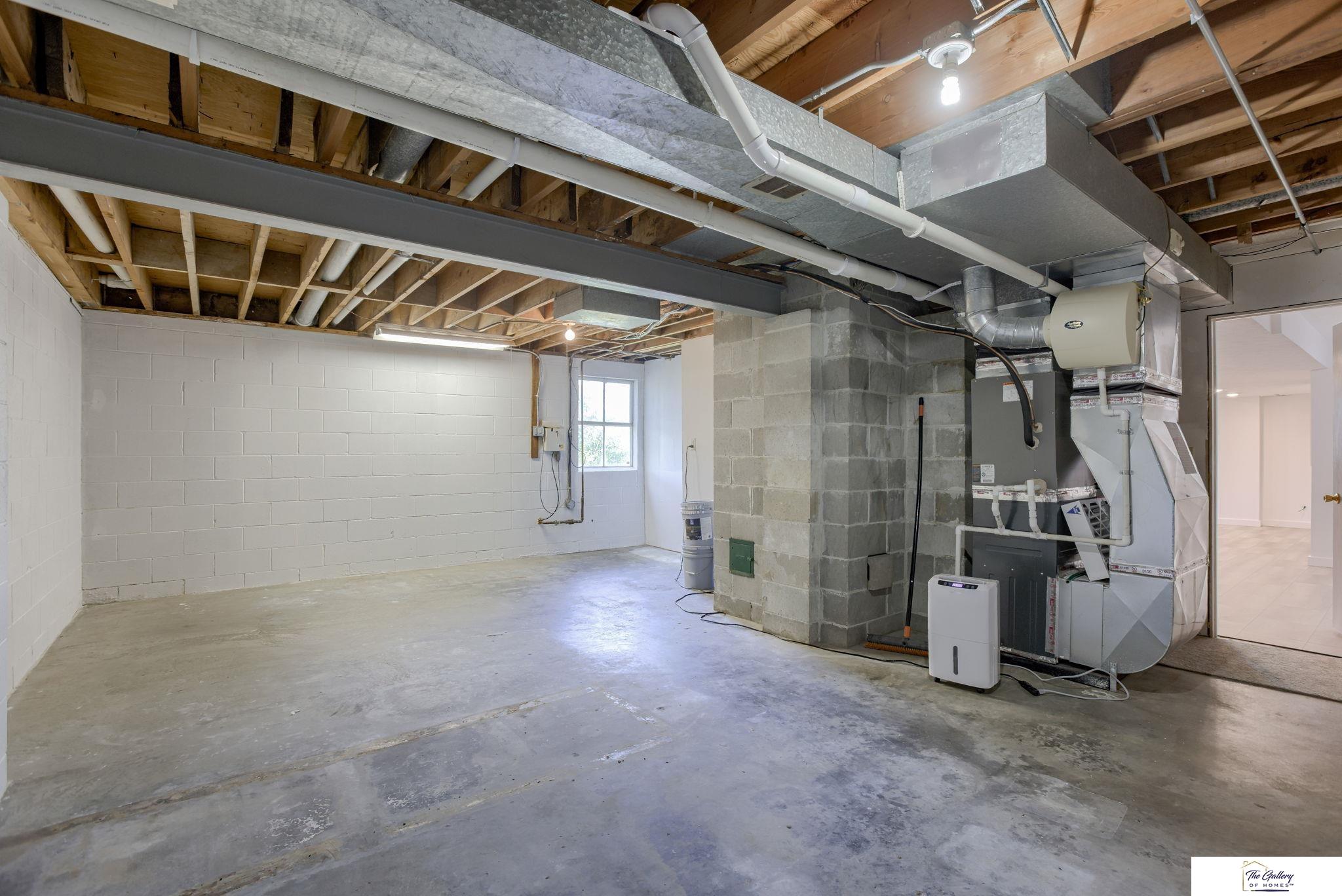 7633 Windsor Drive, Omaha, Nebraska image 31