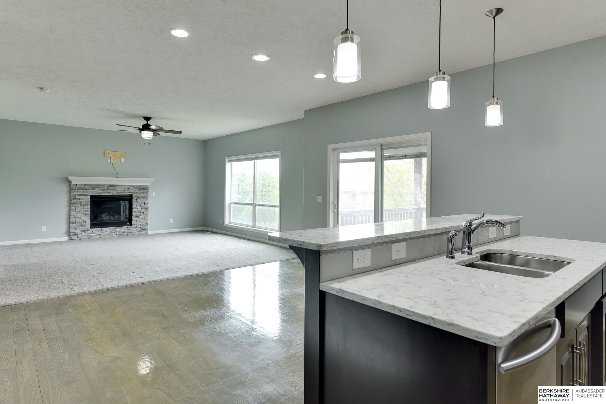 18425 Harney Street, Elkhorn, Nebraska image 20