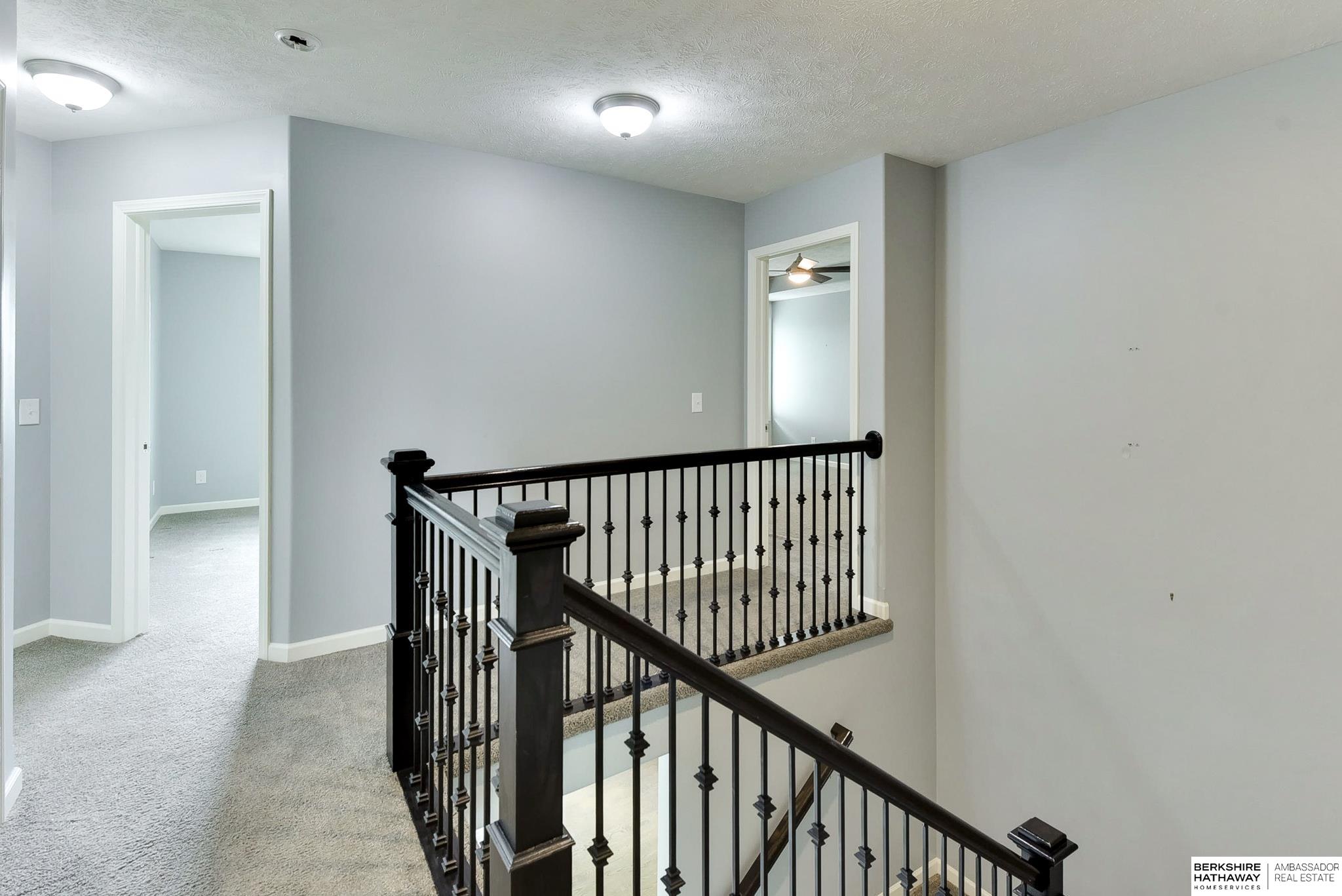 18425 Harney Street, Elkhorn, Nebraska image 25
