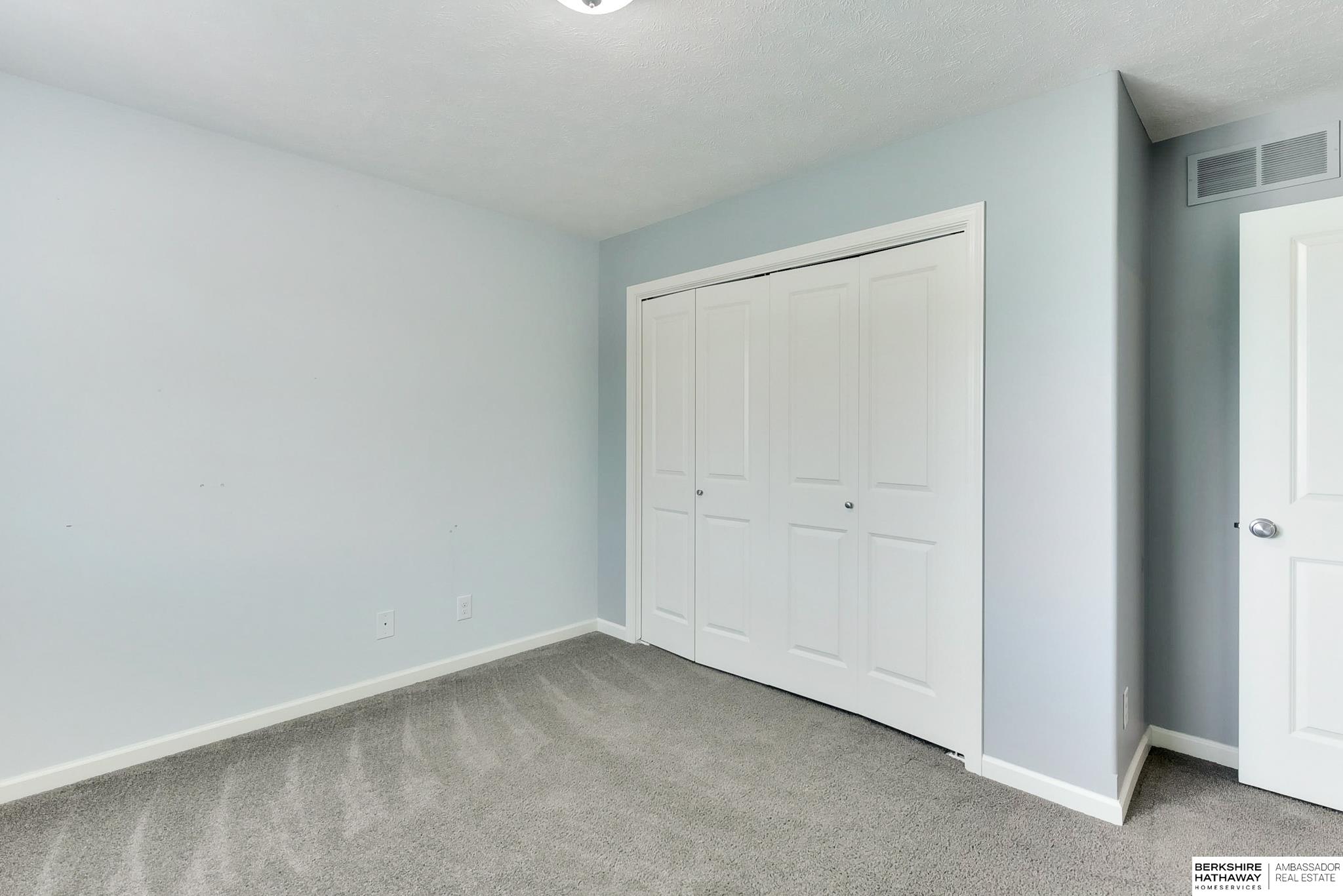 18425 Harney Street, Elkhorn, Nebraska image 27