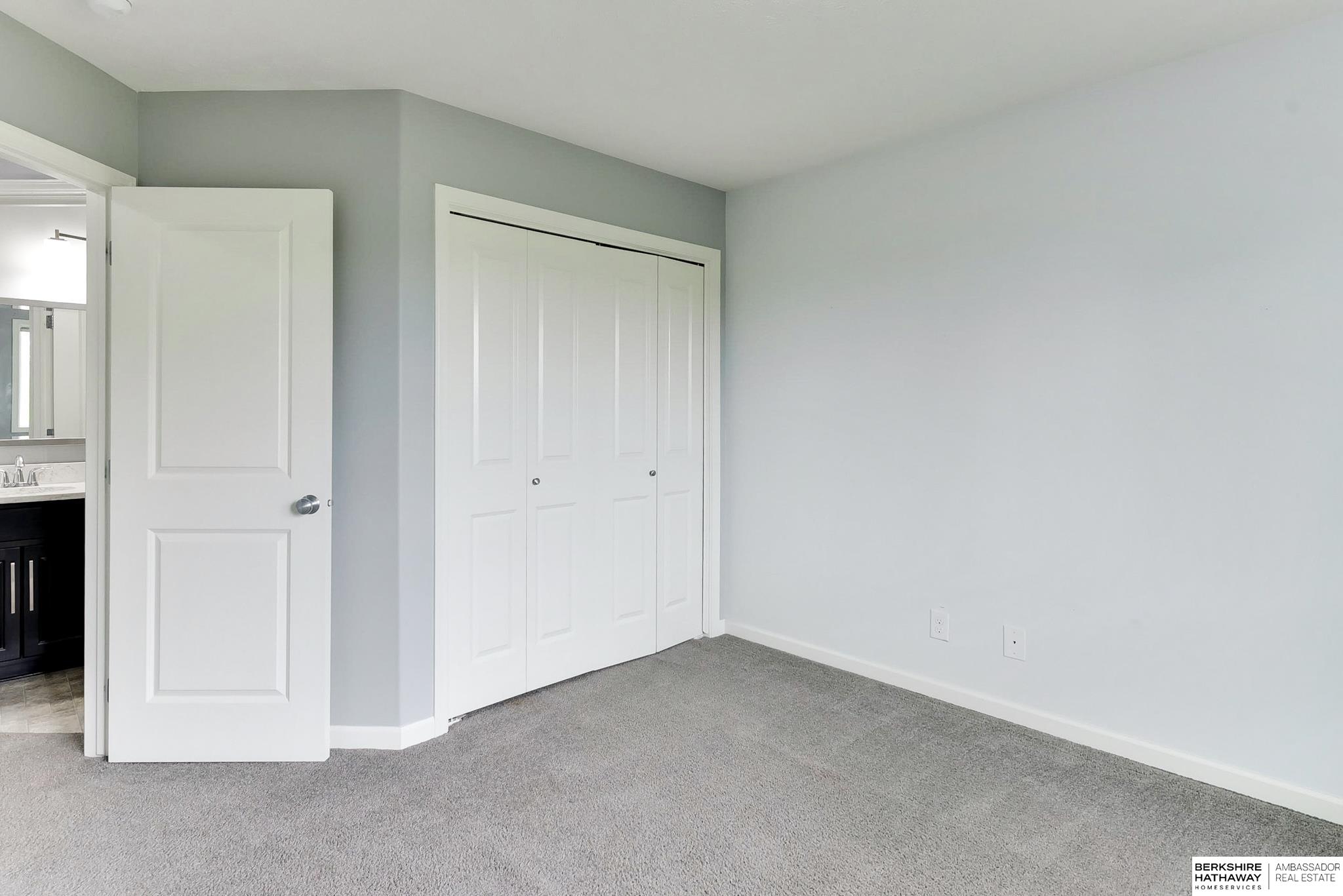 18425 Harney Street, Elkhorn, Nebraska image 31