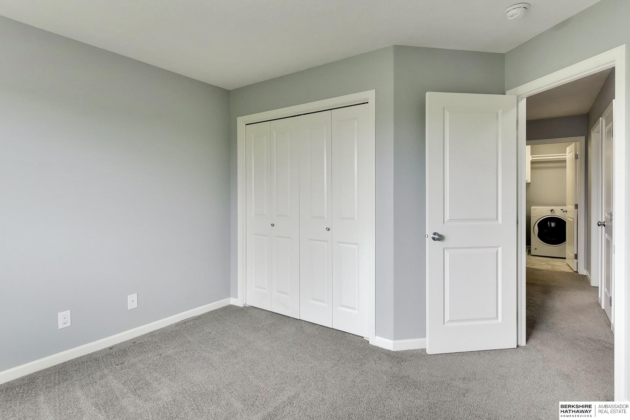 18425 Harney Street, Elkhorn, Nebraska image 33