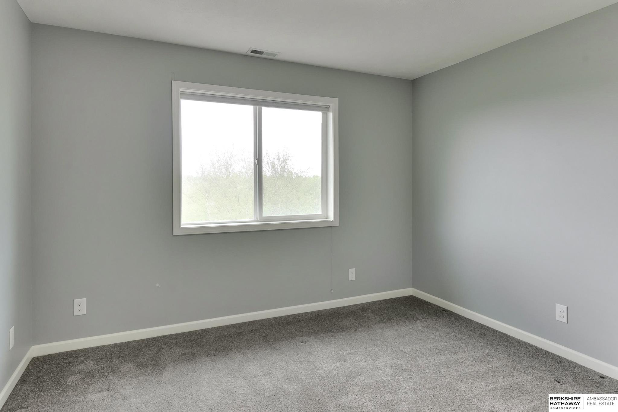 18425 Harney Street, Elkhorn, Nebraska image 34