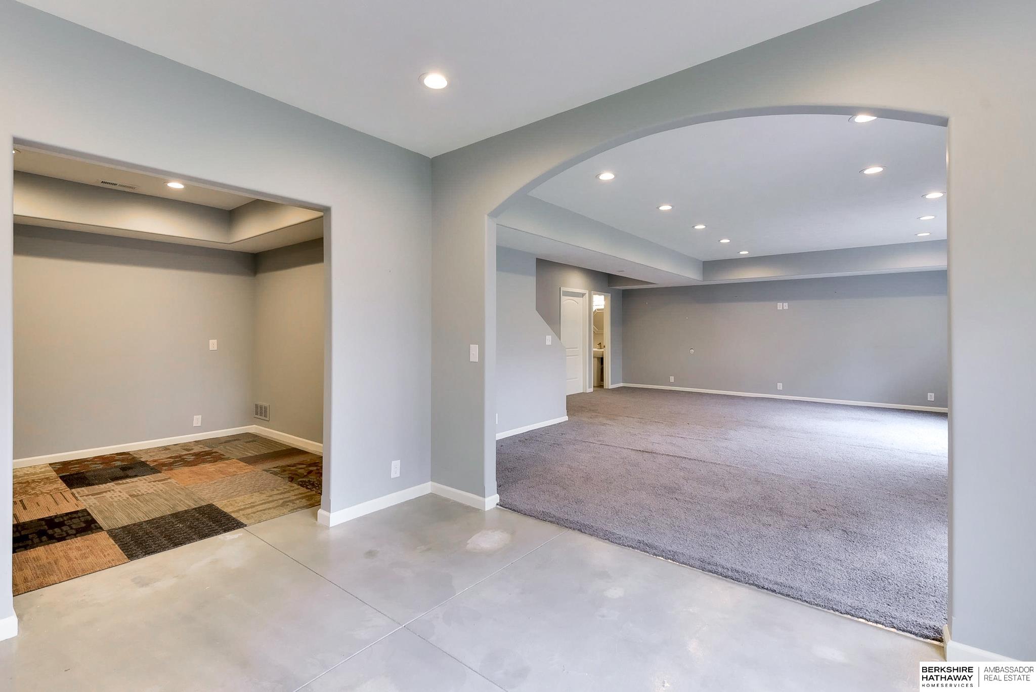 18425 Harney Street, Elkhorn, Nebraska image 47