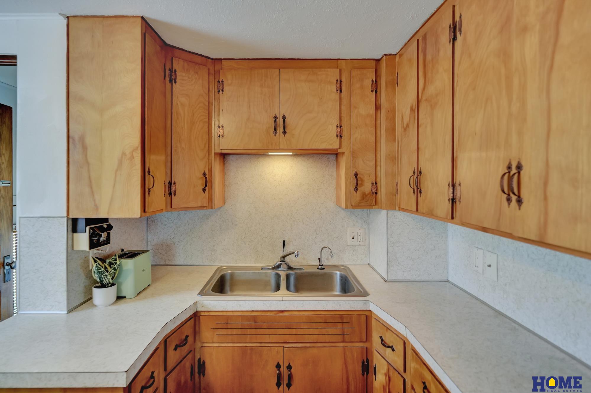 2756 F Street, Lincoln, Nebraska image 36
