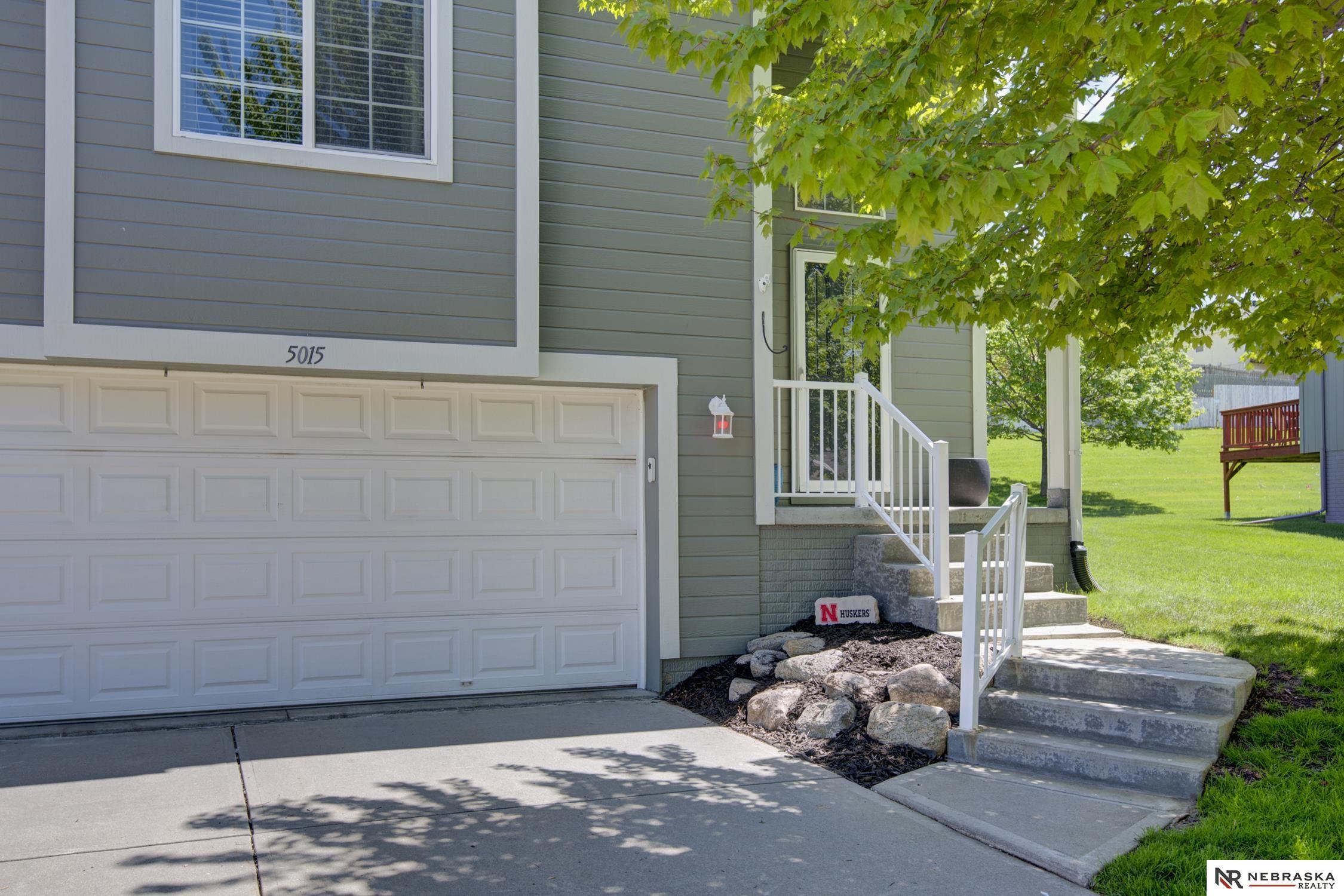 5015 S 196th Circle, Omaha