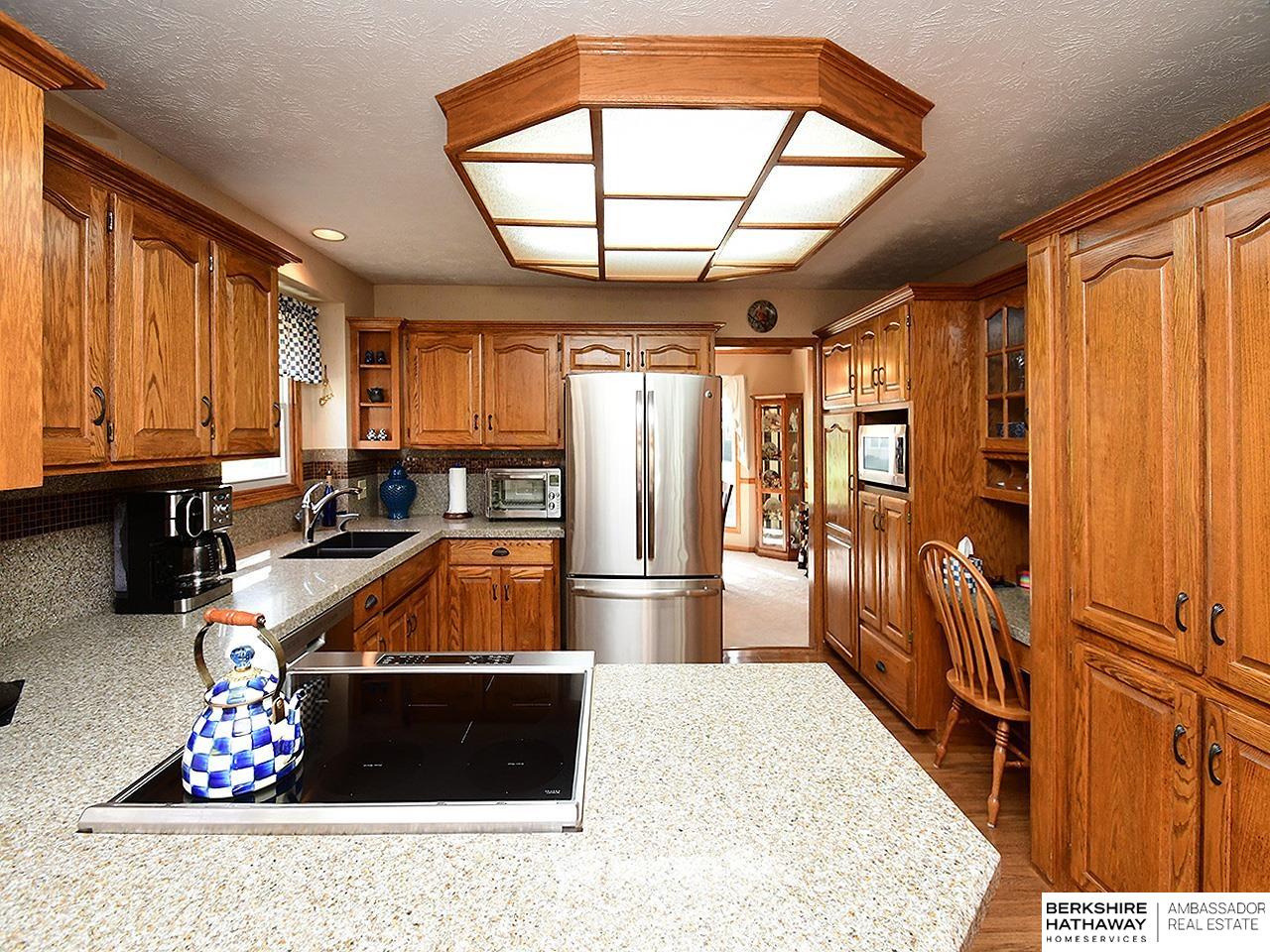 15712 Jackson Drive, Omaha, Nebraska image 11
