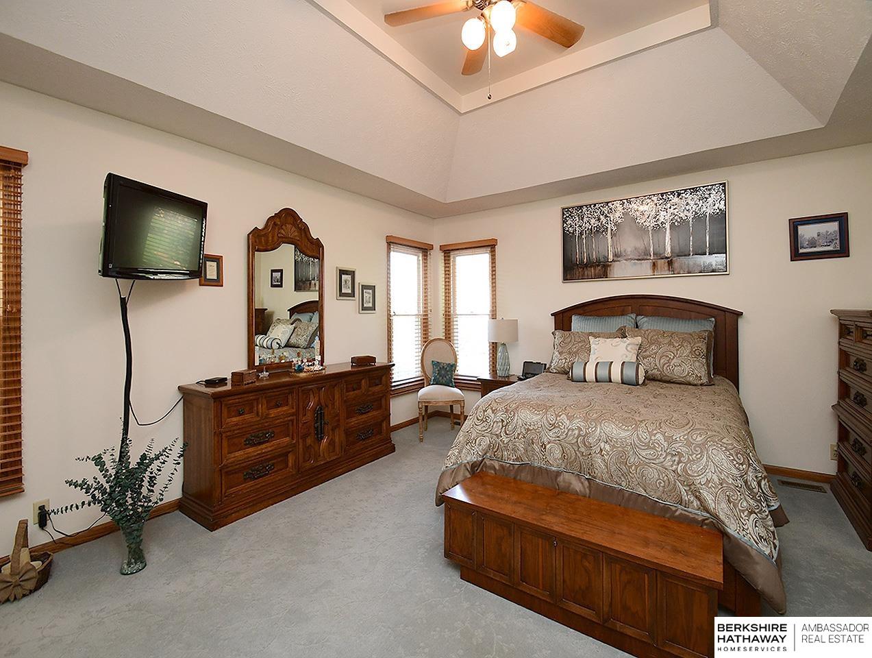 15712 Jackson Drive, Omaha, Nebraska image 20