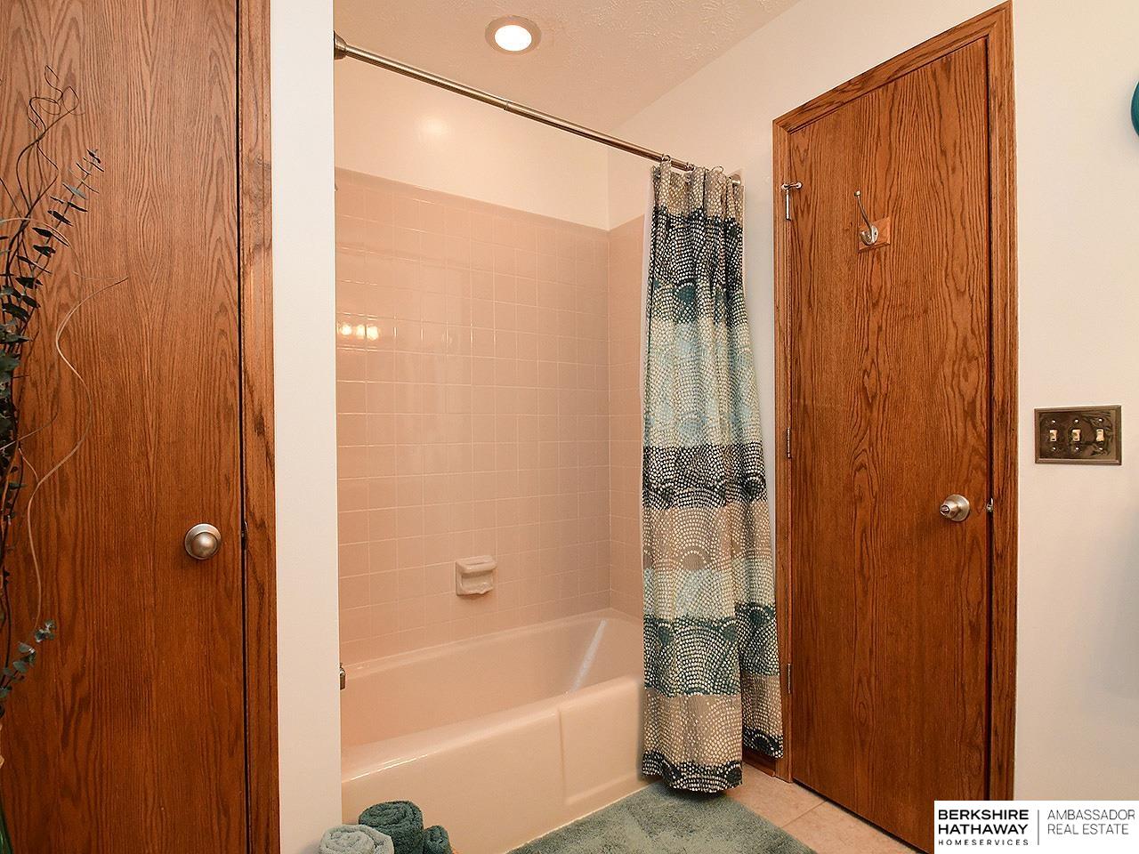 15712 Jackson Drive, Omaha, Nebraska image 29