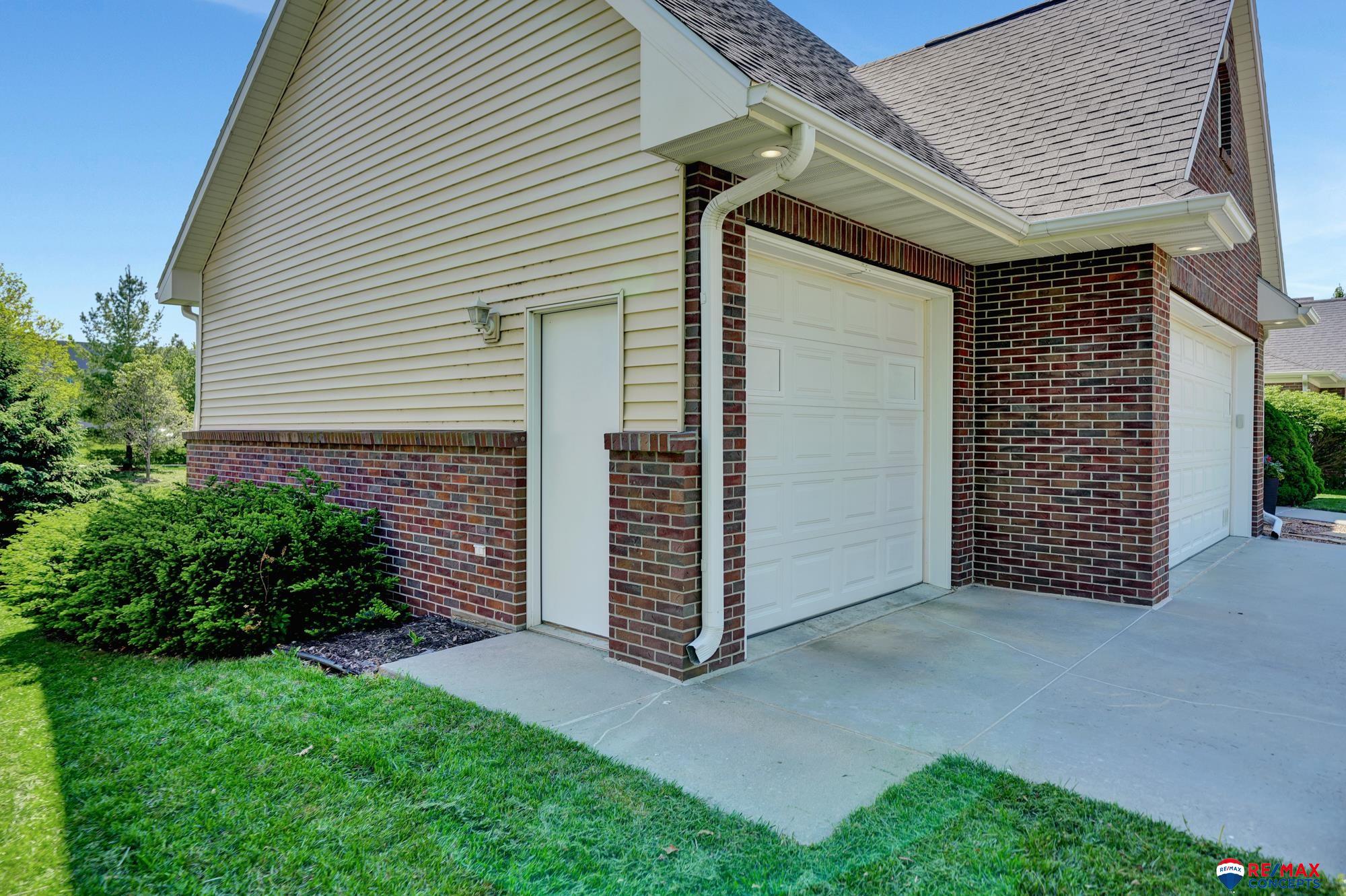 6724 S Ridge Drive, Lincoln, Nebraska image 7