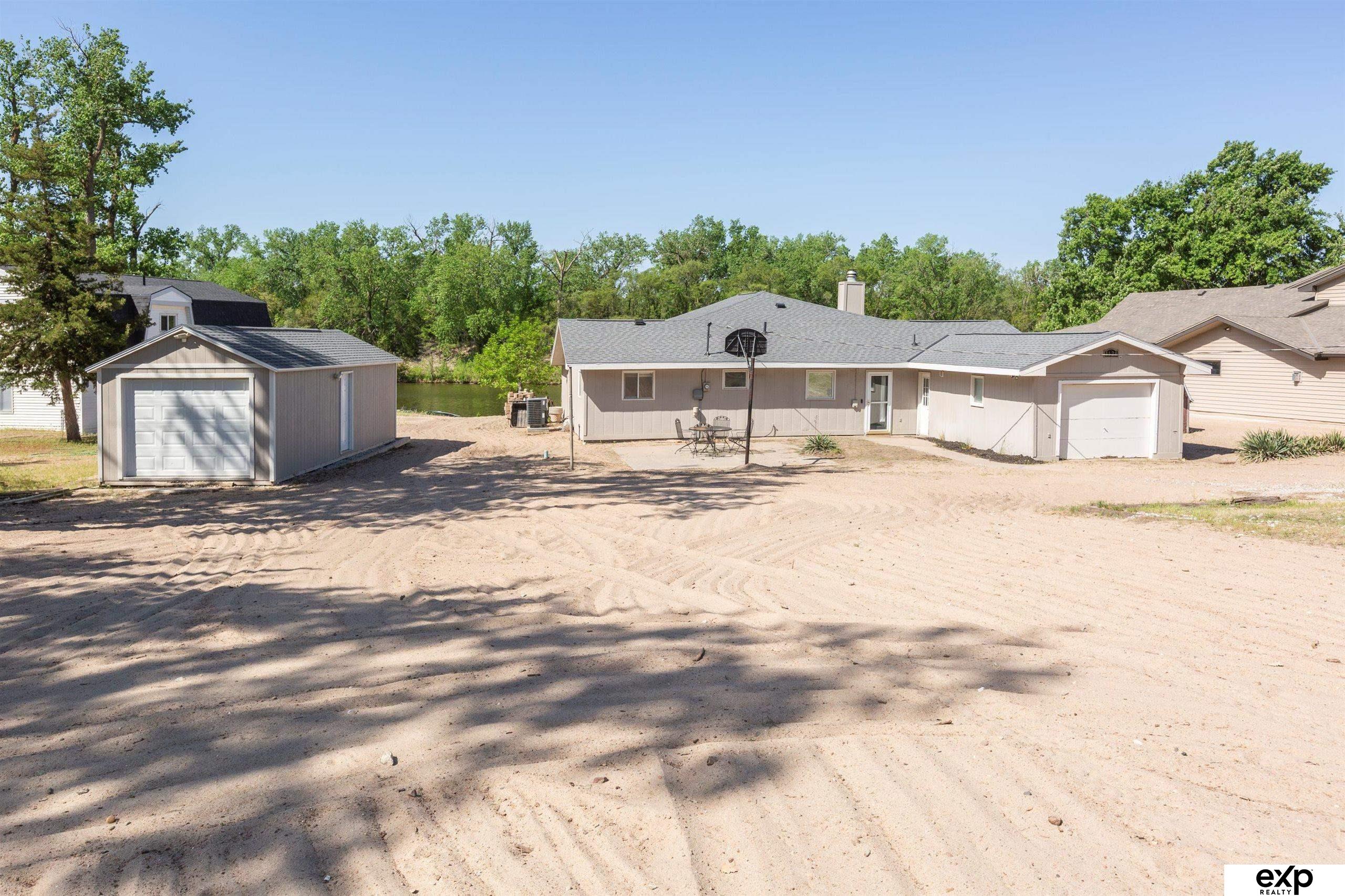 S-1129 Platte Shore Drive, Fremont, Nebraska image 4