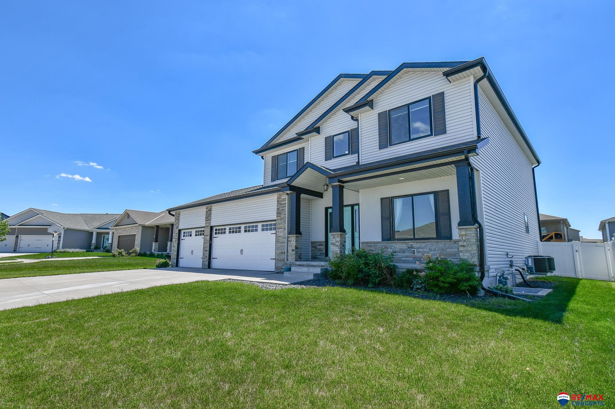 6325 Nashway Circle, Lincoln, Nebraska image 2
