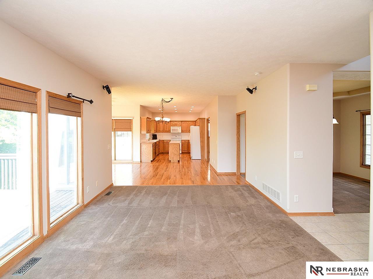 805 W Centennial Road, Papillion, Nebraska image 8