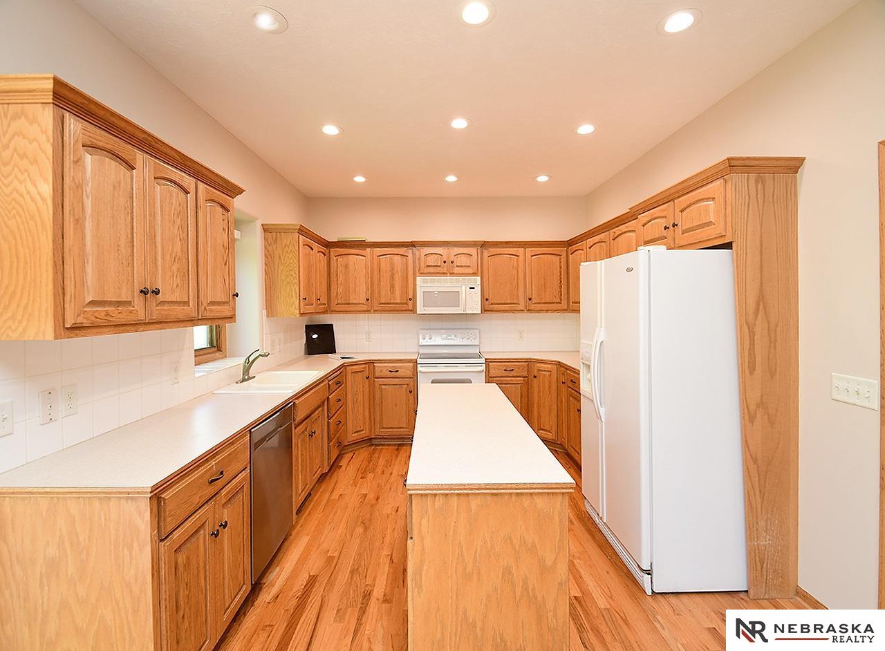 805 W Centennial Road, Papillion, Nebraska image 13