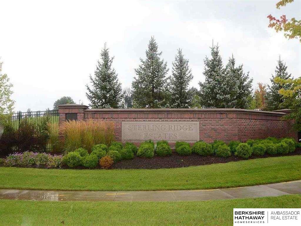 1716 S 129 Plaza Circle, Omaha, Nebraska image 1