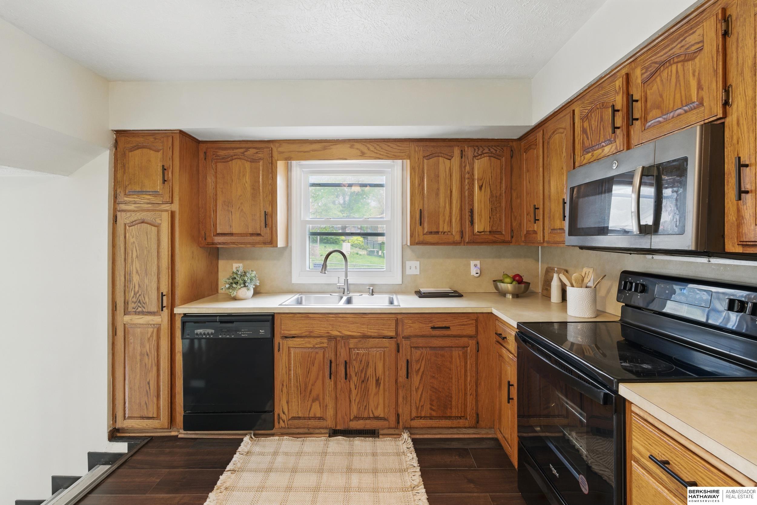 1627 N 150th Court, Omaha, Nebraska image 11