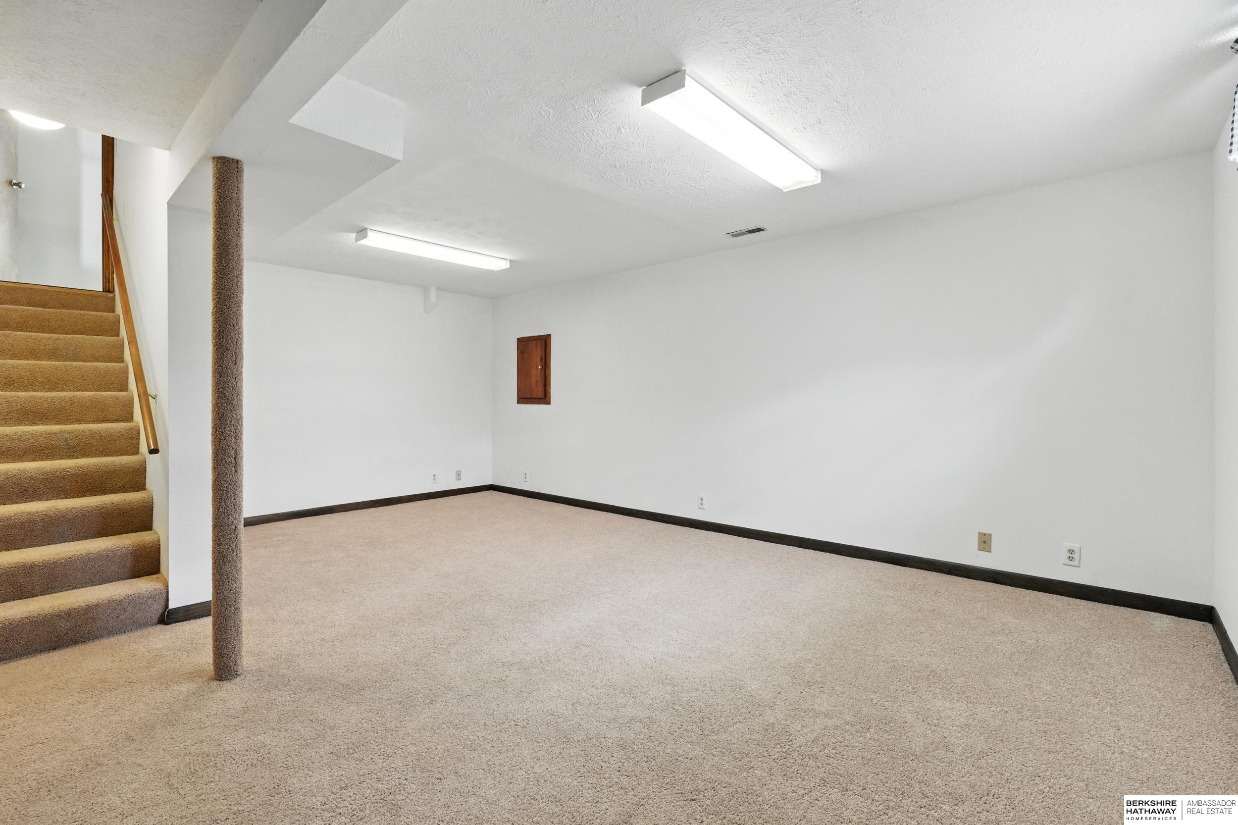 1627 N 150th Court, Omaha, Nebraska image 25