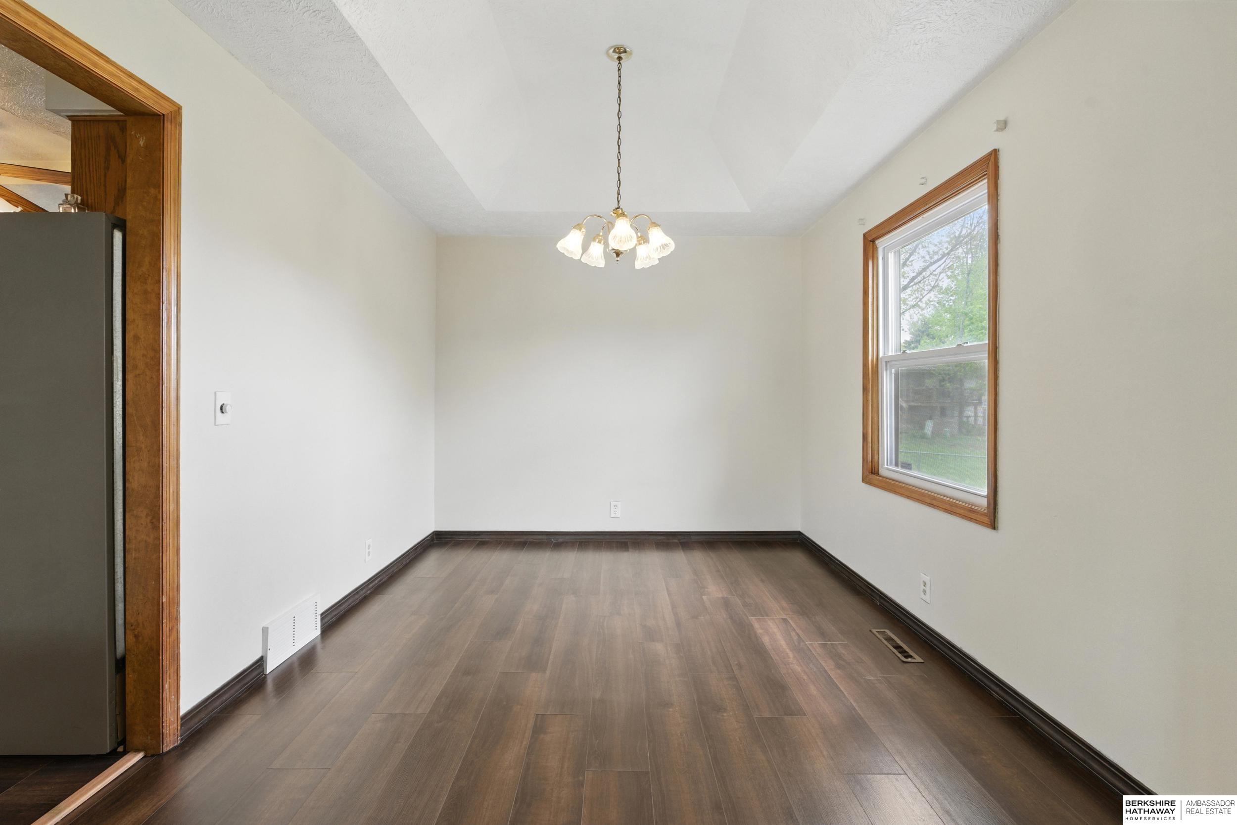 1627 N 150th Court, Omaha, Nebraska image 9