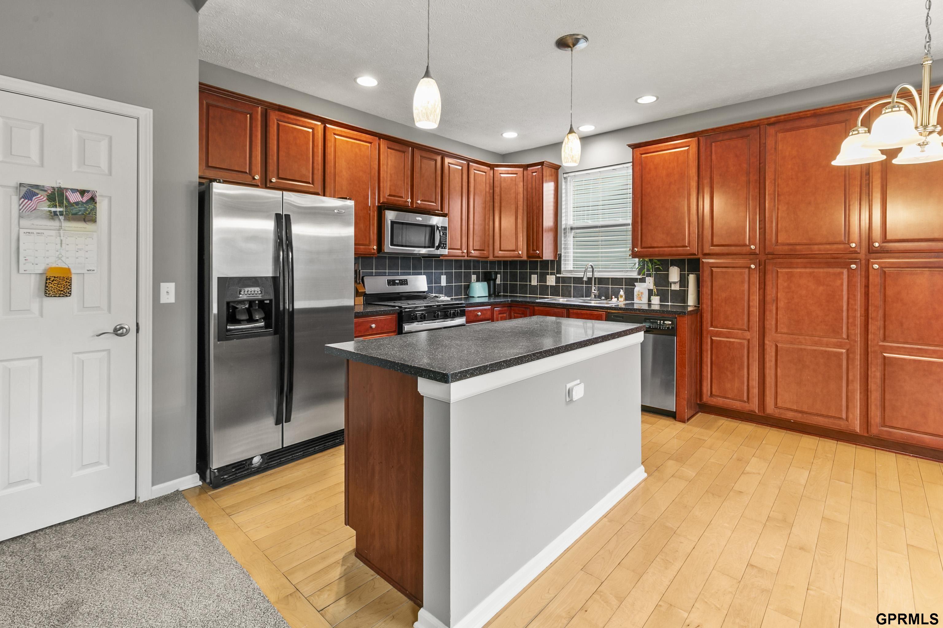 2502 Hummingbird Circle, Bellevue, Nebraska image 14