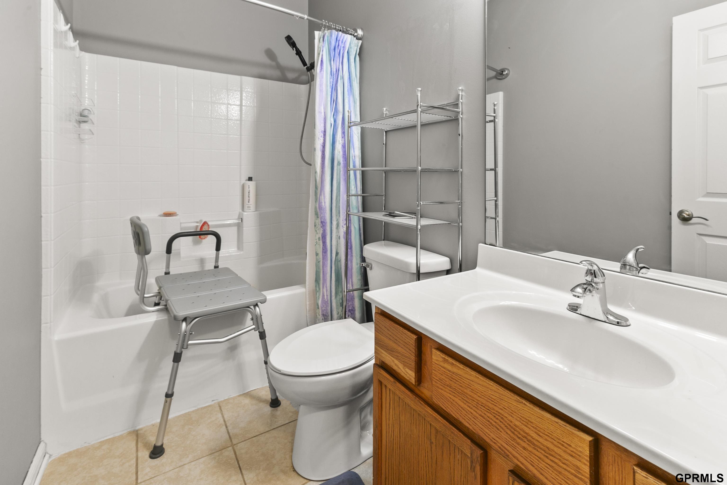 2502 Hummingbird Circle, Bellevue, Nebraska image 23