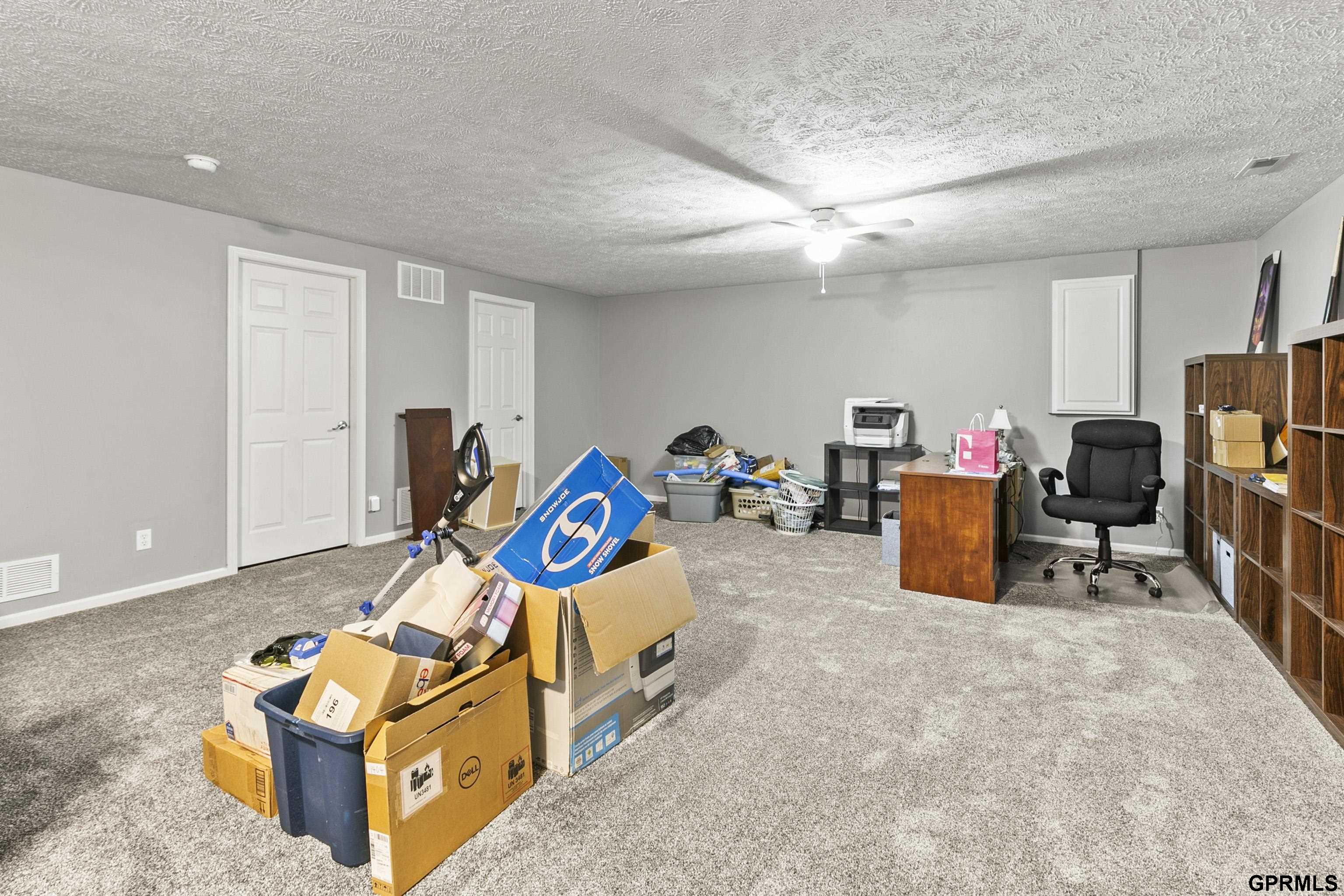 2502 Hummingbird Circle, Bellevue, Nebraska image 28