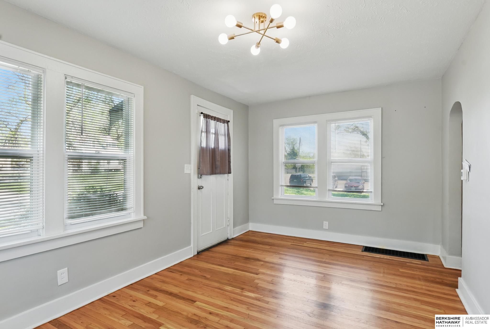 4317 Charles Street, Omaha, Nebraska image 2