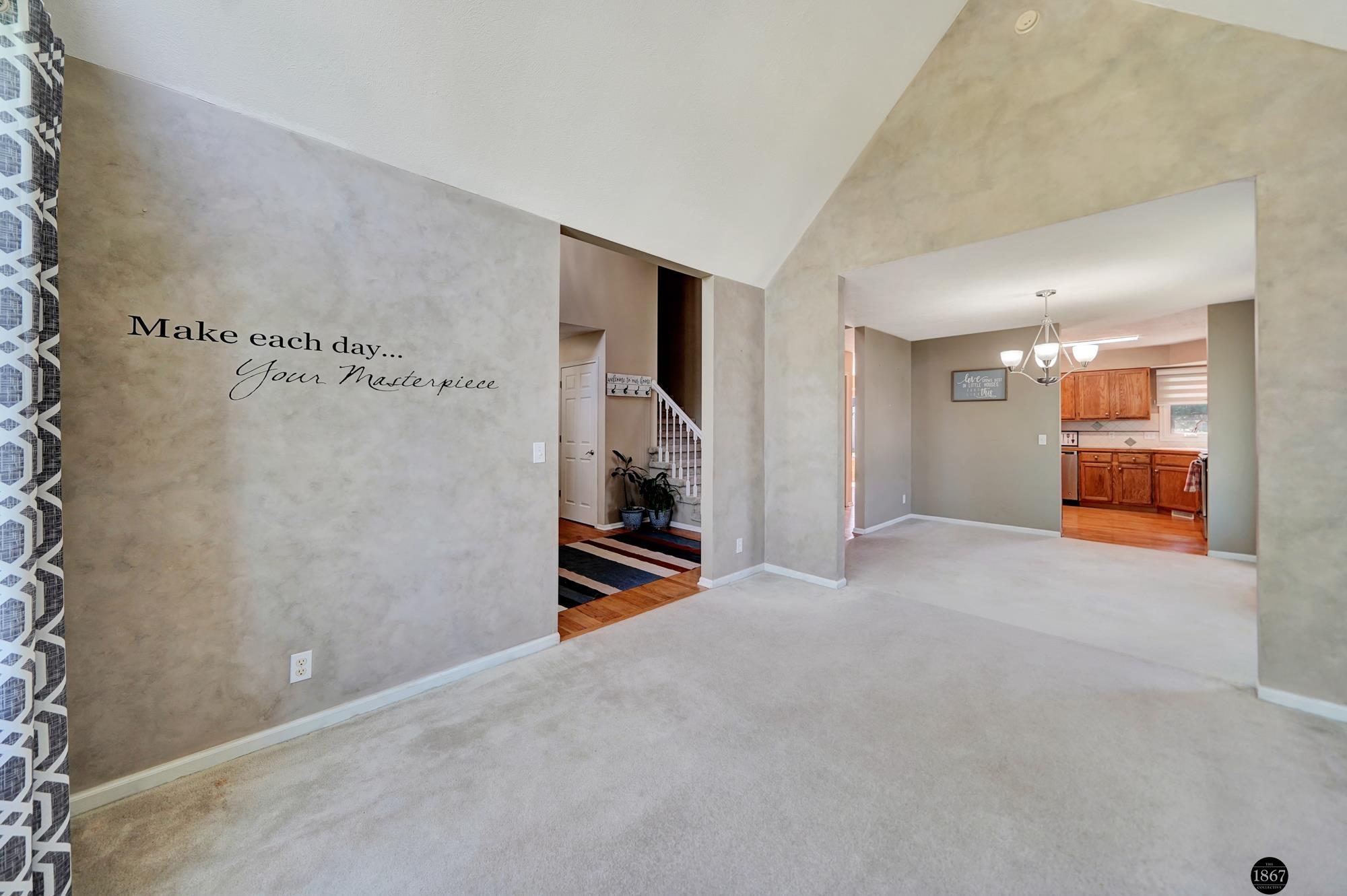 7233 Beaver Hollow