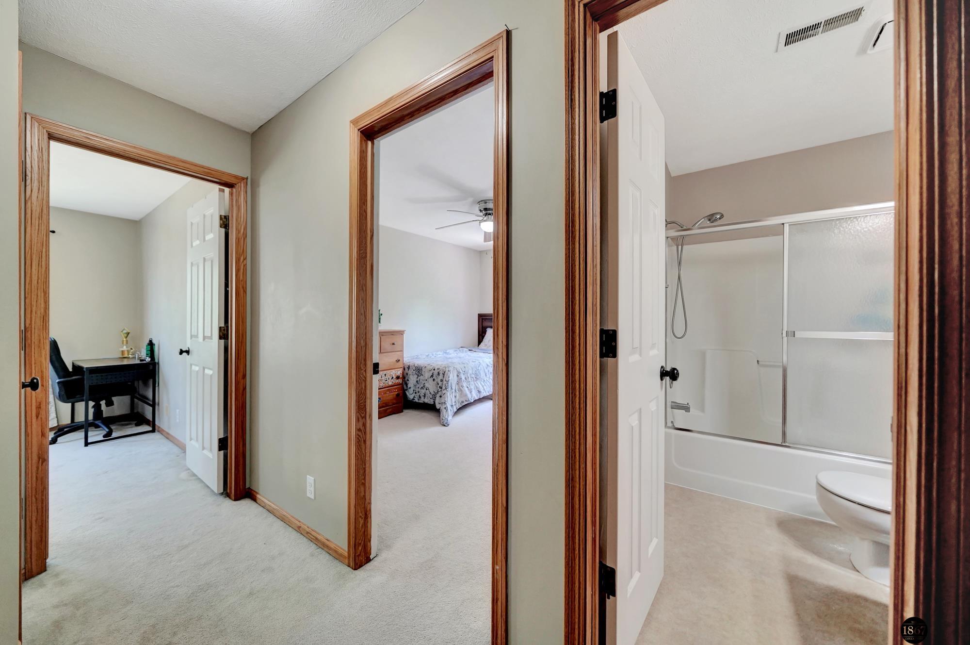 7233 Beaver Hollow