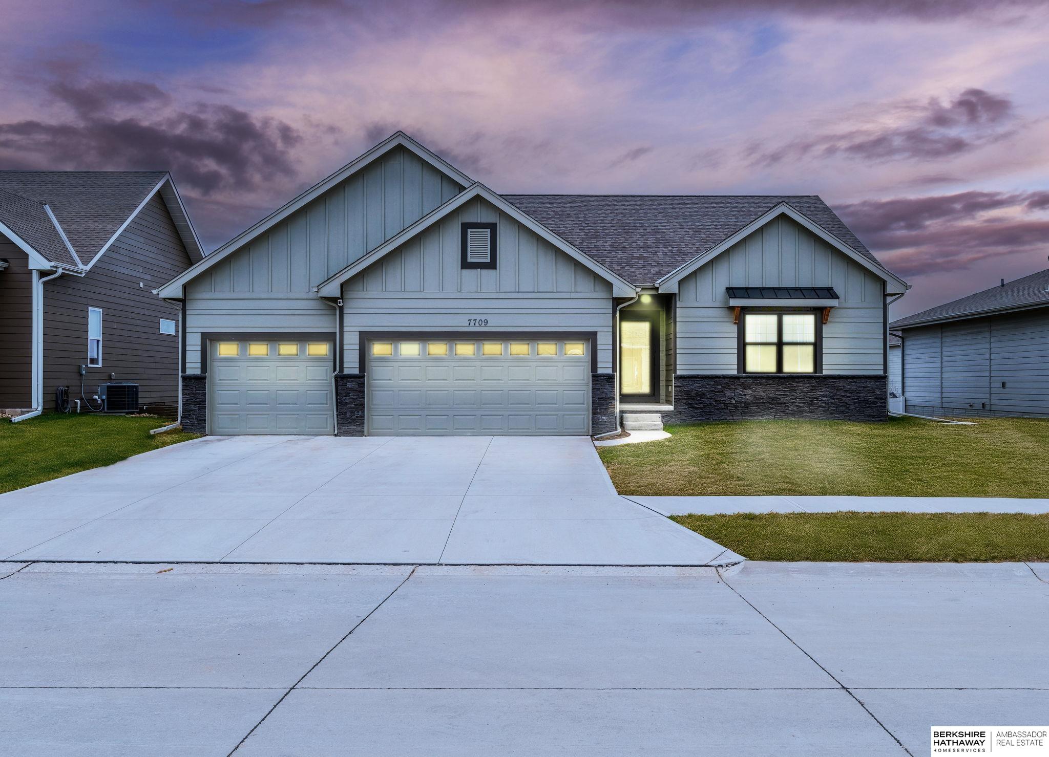 11651 Potter Street, Omaha, Nebraska image 1