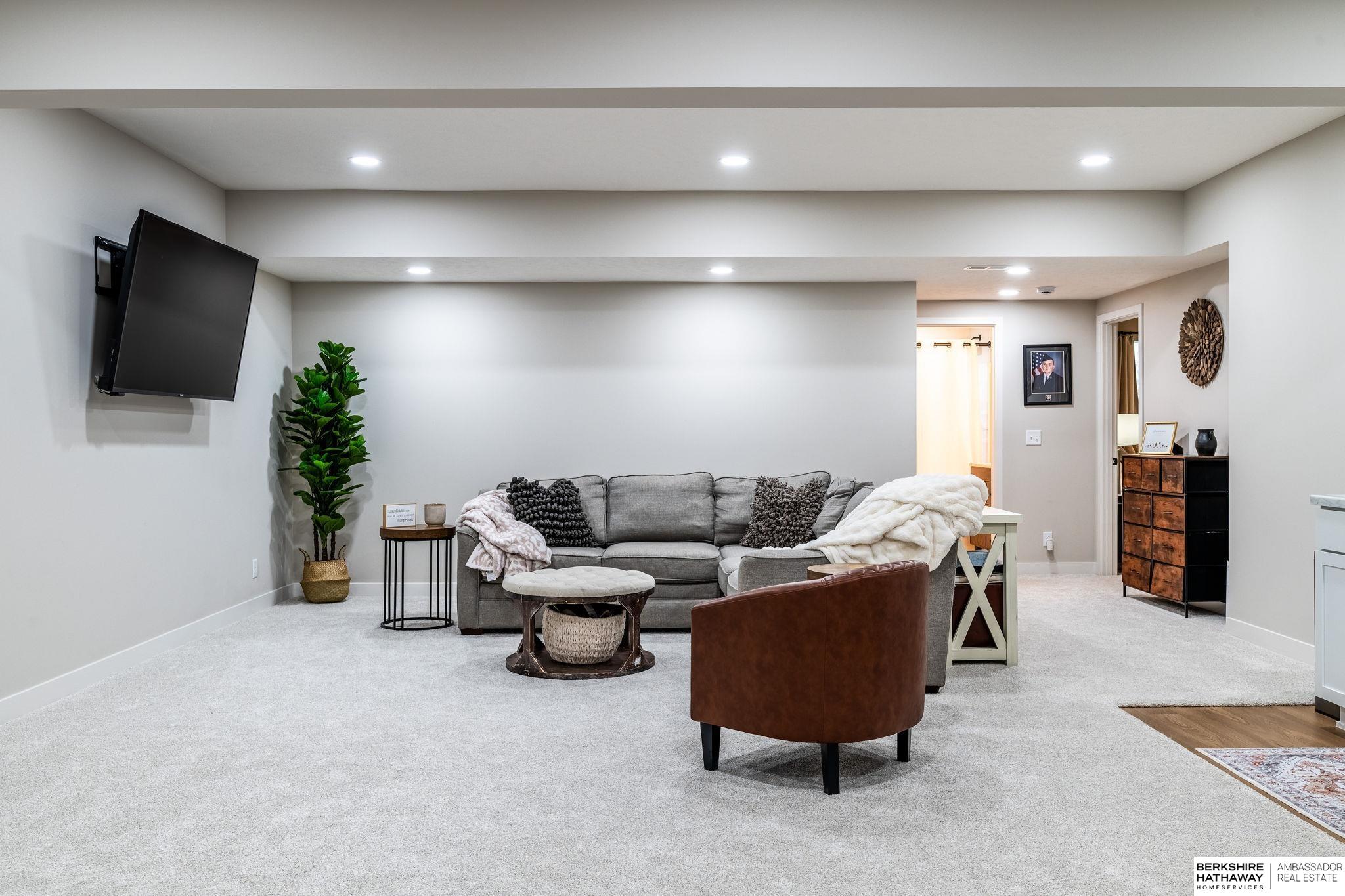 11651 Potter Street, Omaha, Nebraska image 36