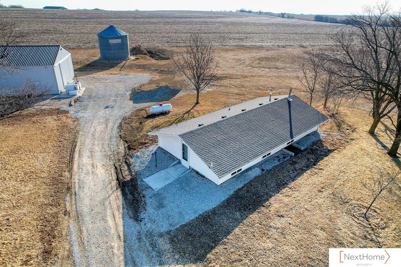 750 Bamboo Trail, Milford, Nebraska image 3