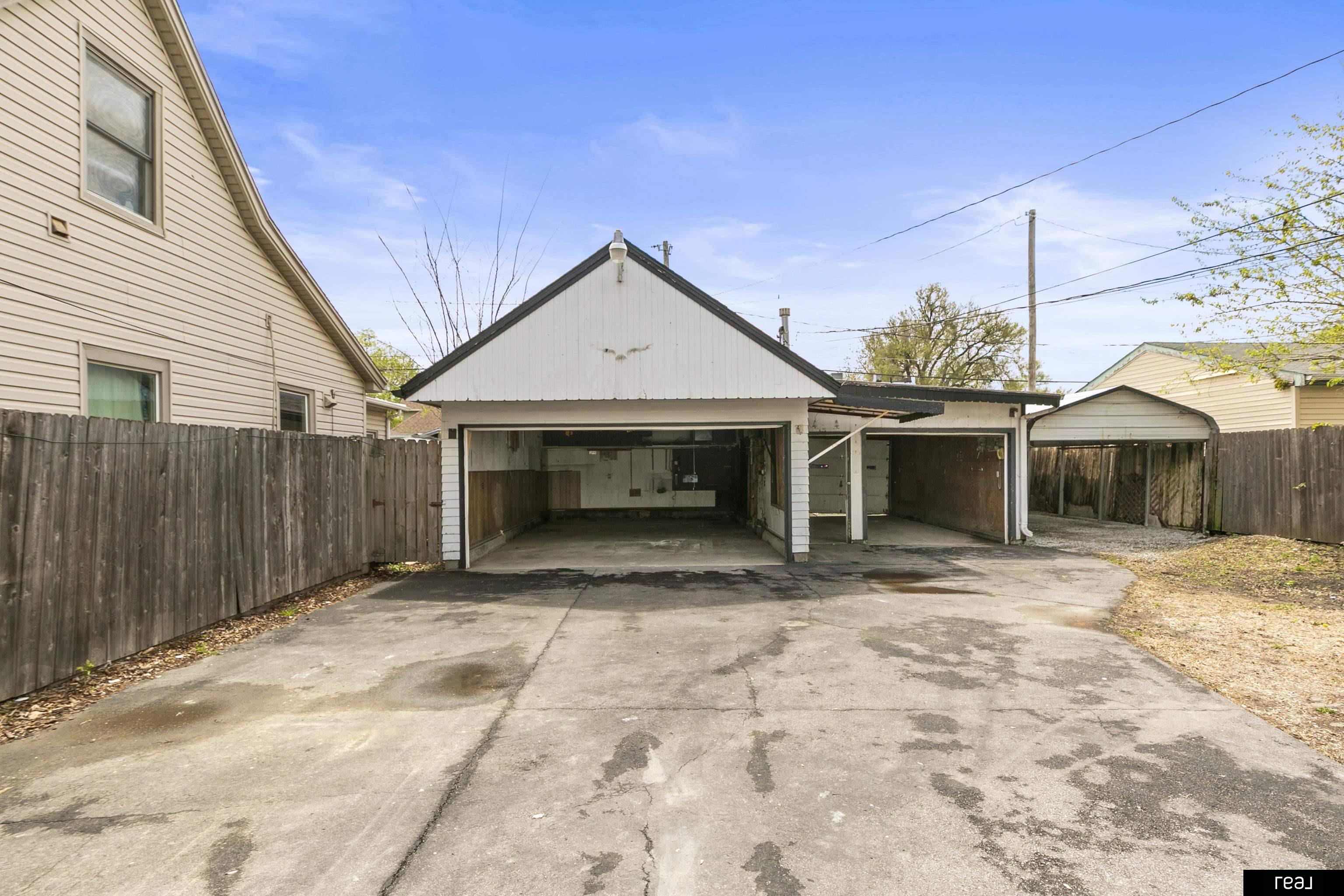 1007 2nd Ave, Council Bluffs, Iowa image 2