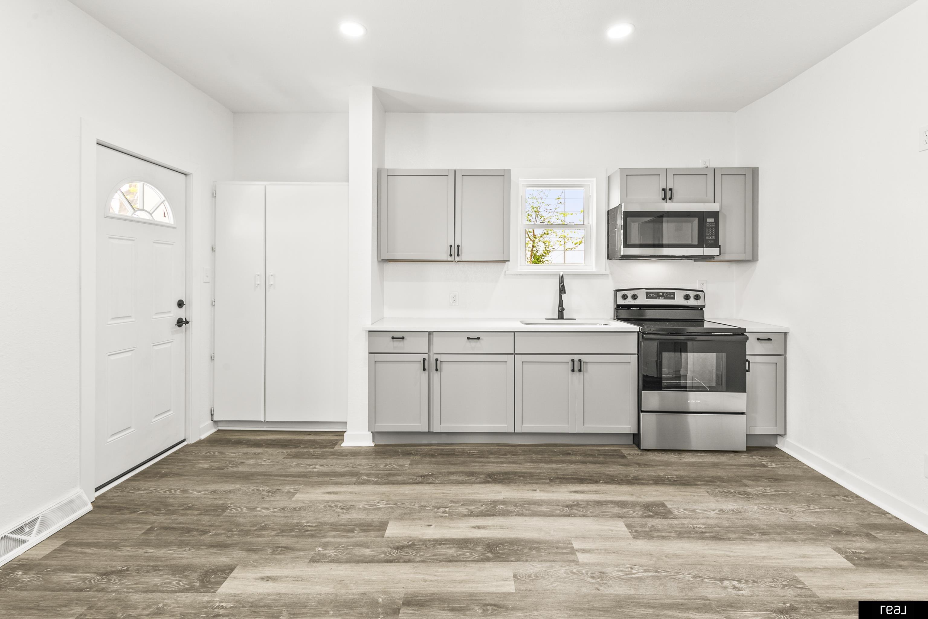 1007 2nd Ave, Council Bluffs, Iowa image 8