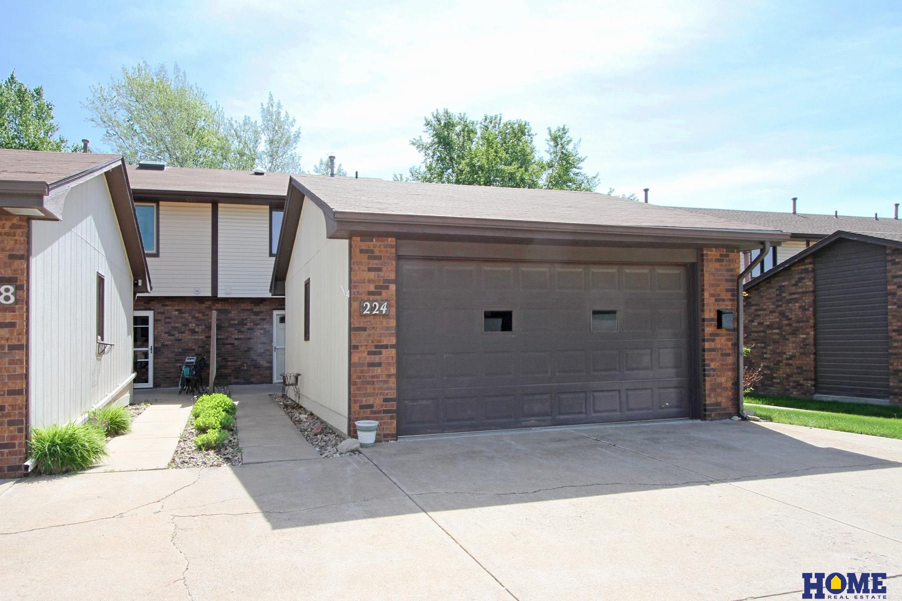 224 N 75th Court, Lincoln, Nebraska image 1