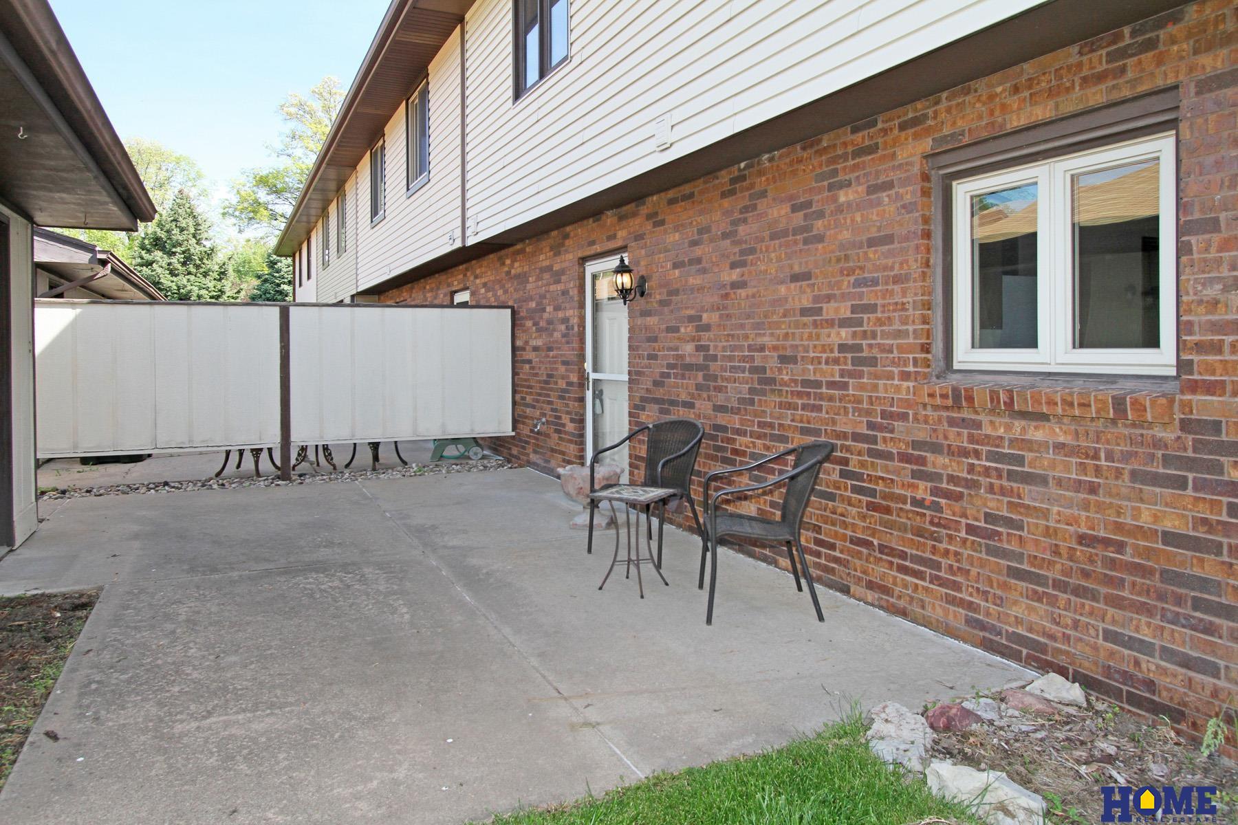 224 N 75th Court, Lincoln, Nebraska image 2