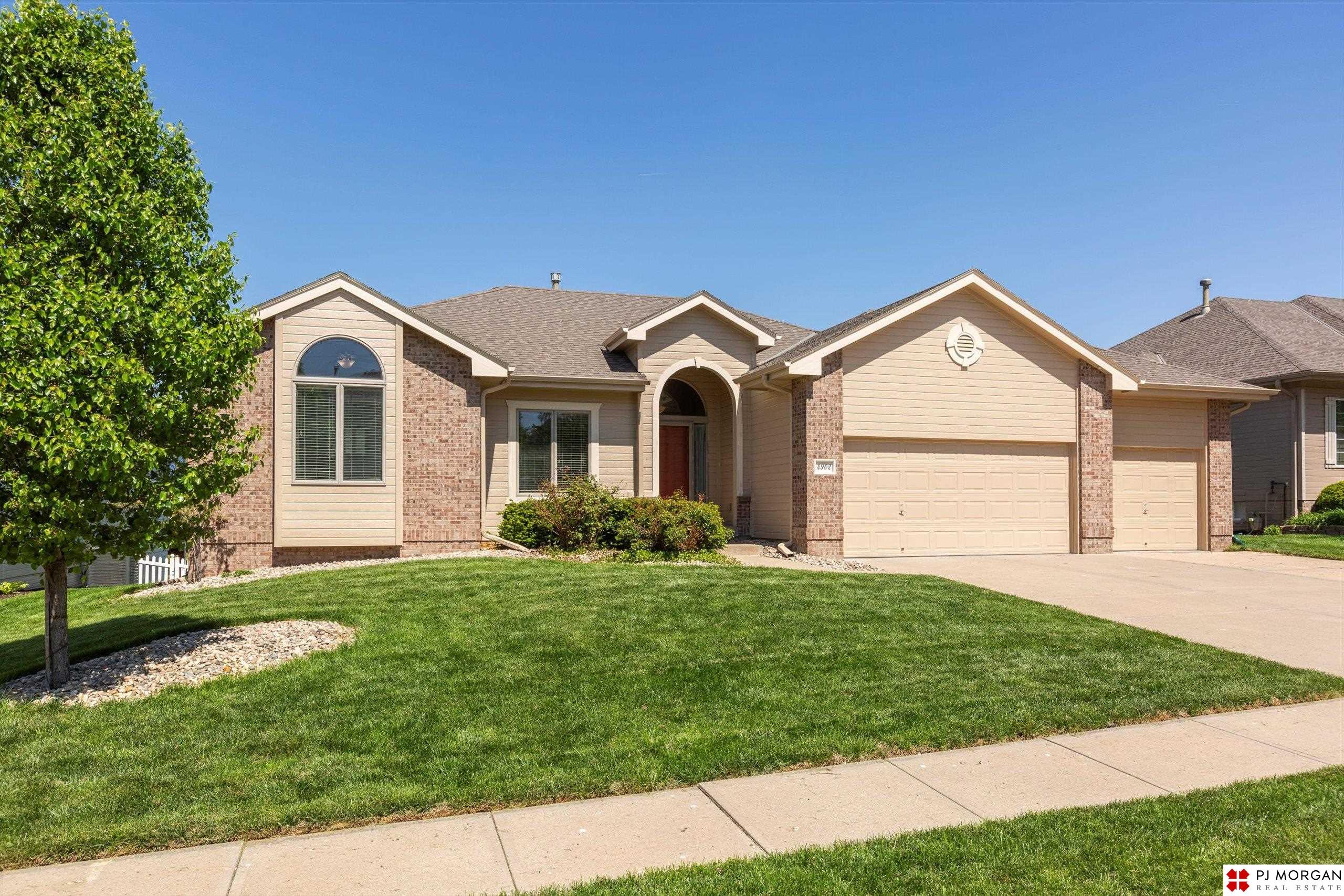 4902 Coffey Street, Bellevue, Nebraska image 2