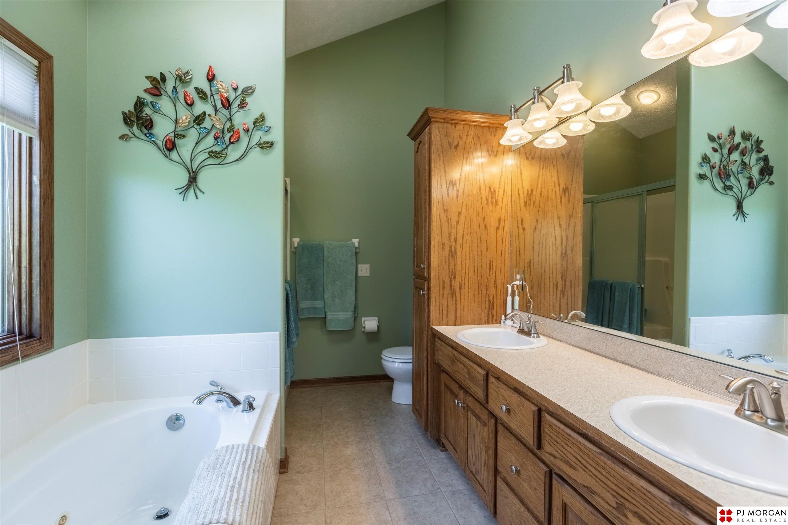 4902 Coffey Street, Bellevue, Nebraska image 18