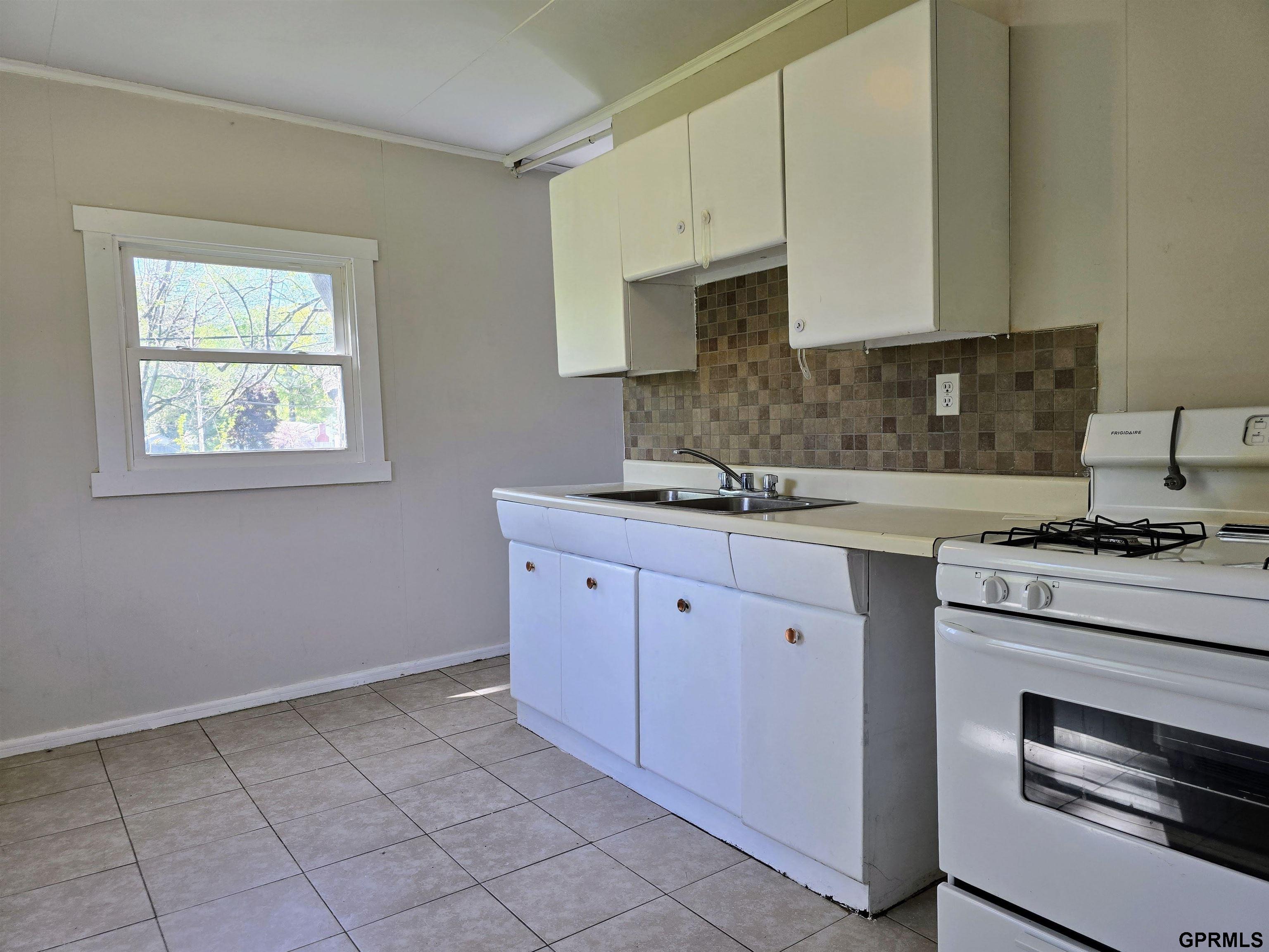 6783 Lafayette Street, Omaha, Nebraska image 4