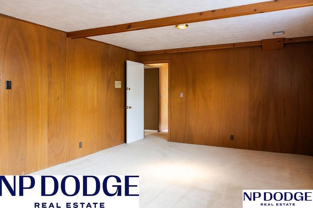 1540 Pinewood Drive, Omaha, Nebraska image 16