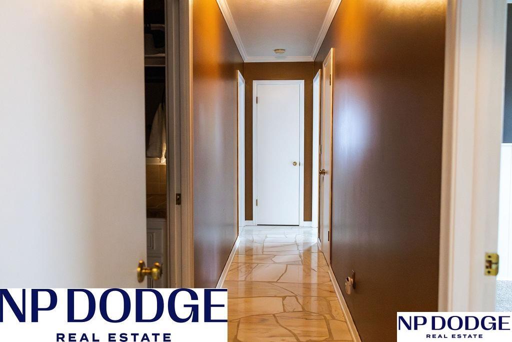 1540 Pinewood Drive, Omaha, Nebraska image 21
