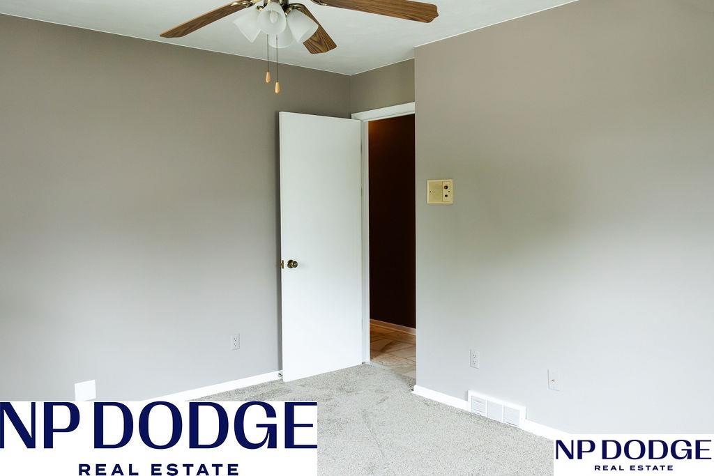 1540 Pinewood Drive, Omaha, Nebraska image 27